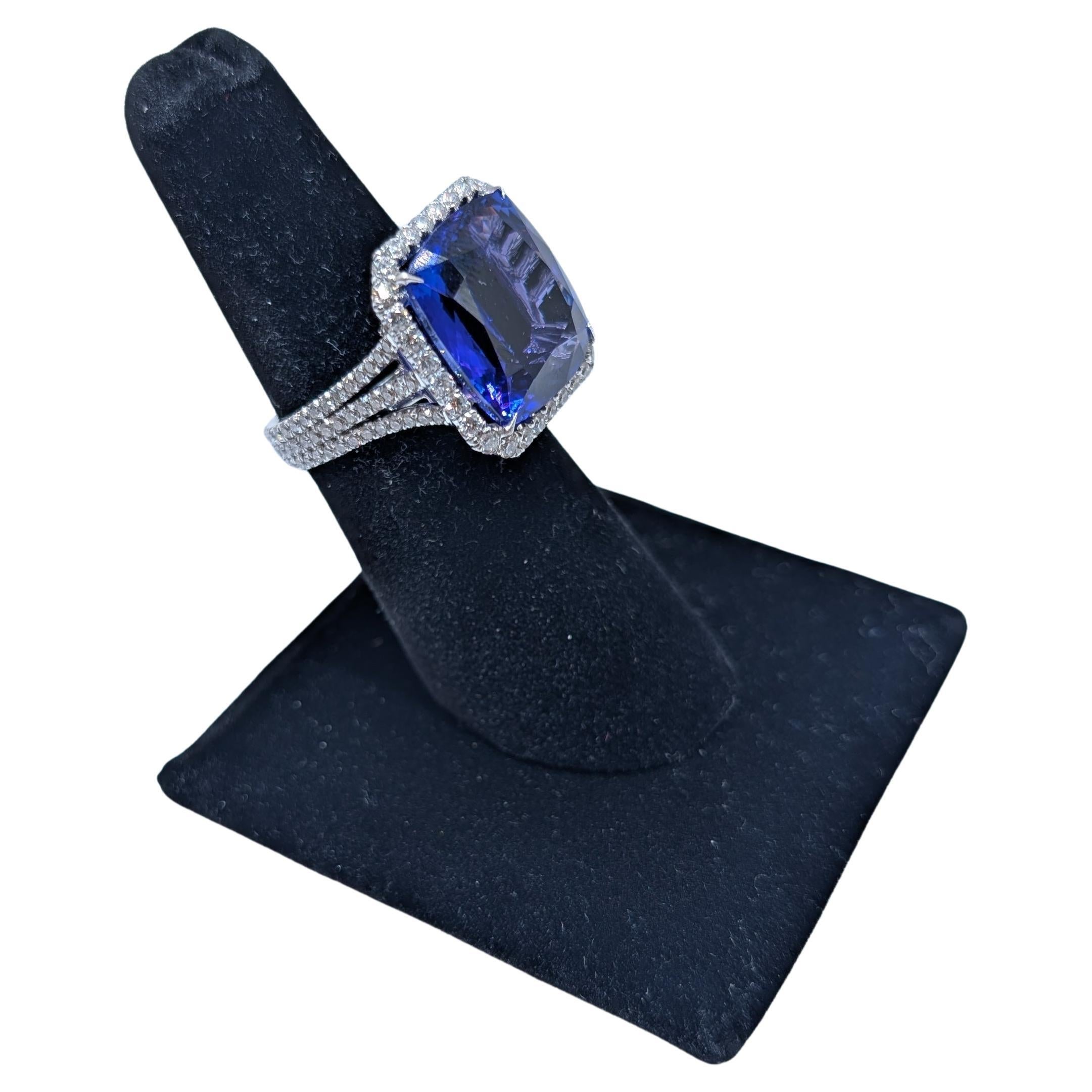 18K White Gold Tanzanite (16.05ct) and Diamond (1.55ct) Cocktail Ring For Sale