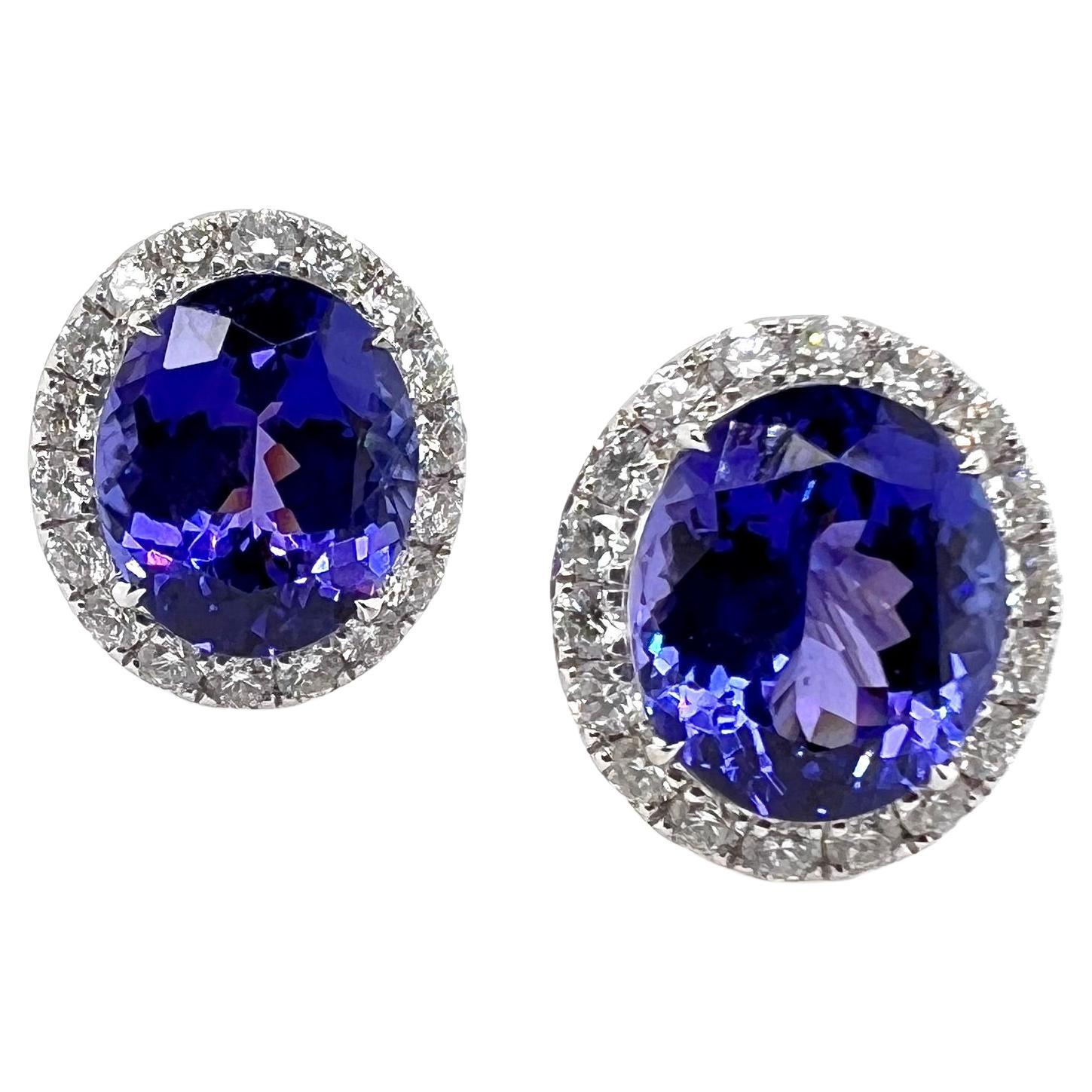 18k White Gold Tanzanite and Diamond Earrings Classic Design For Sale