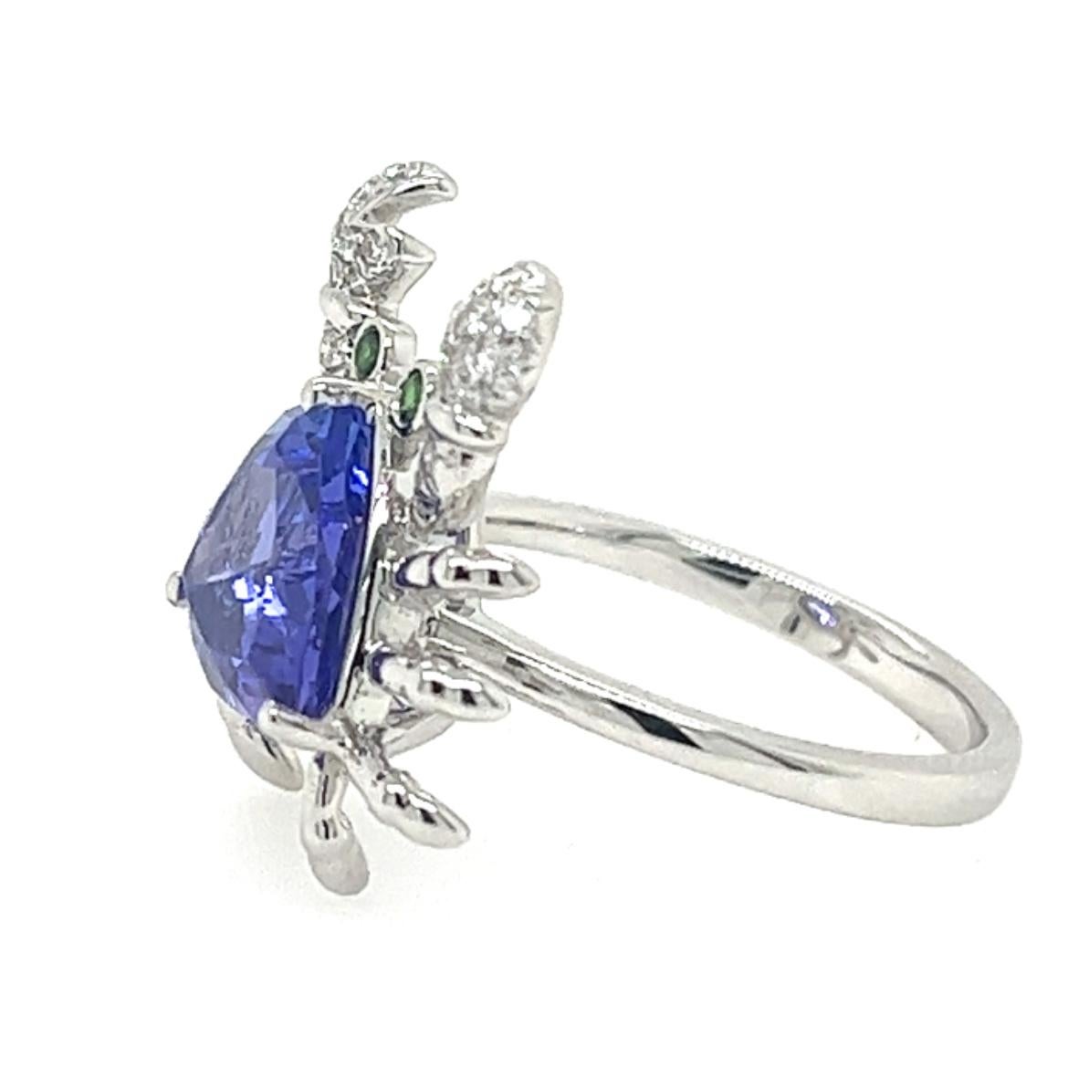 Round Cut 18K White Gold Tanzanite Crab Ring with Diamonds For Sale