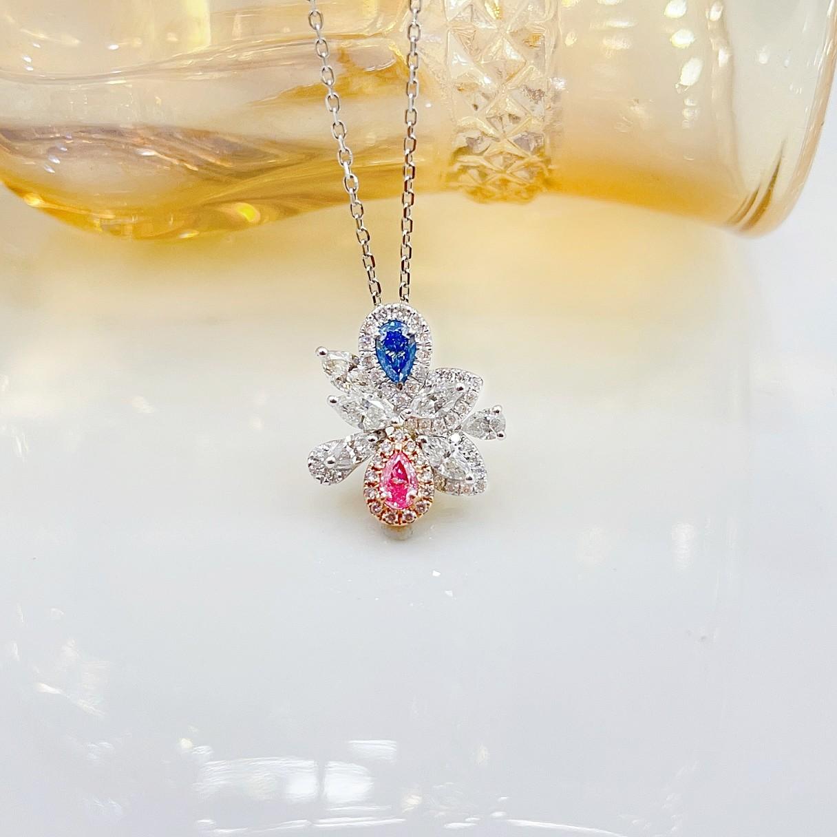 Taglio rotondo Collana a goccia in oro bianco 18K con contrasto di colore e diamanti naturali in vendita