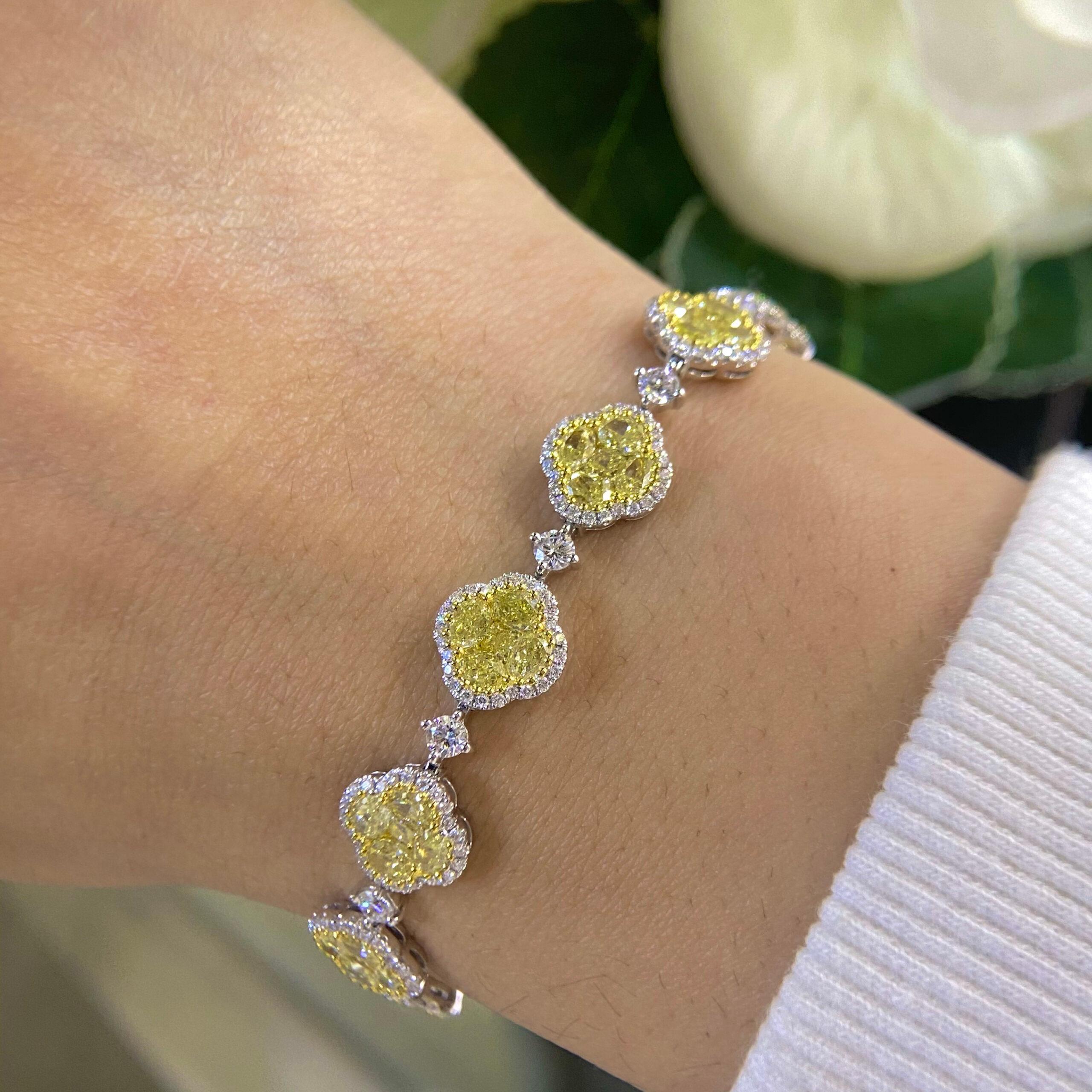 Tennisarmband aus 18 Karat Weißgold mit  Runde gelbe und weiße Fancy-Diamanten im Zustand „Neu“ im Angebot in New York, US