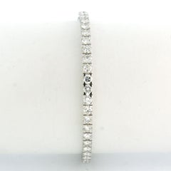 18k white gold tennis bracelet set with brilliant-cut diamonds up to 5.30ct