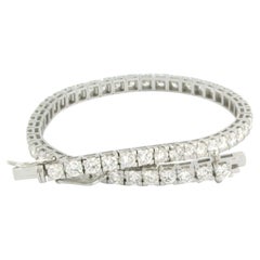 18k white gold tennis bracelet set with brilliant-cut diamonds up to 5.30ct