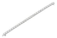 18K White Gold Tennis Bracelet Tw: 26.17 carats
