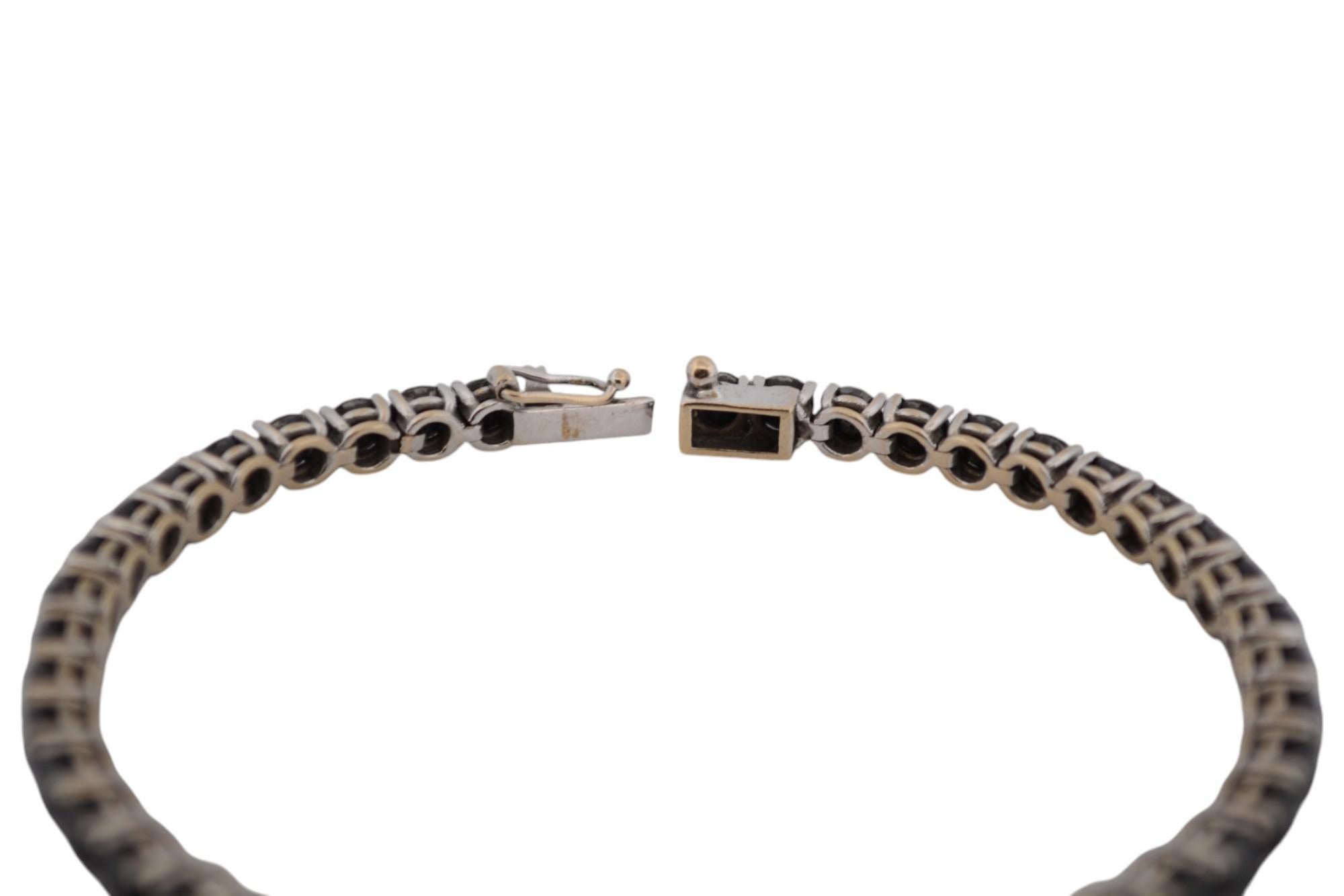 Bracciale tennis in oro bianco 18K con diamanti neri naturali_114884 In condizioni ottime in vendita a București, București