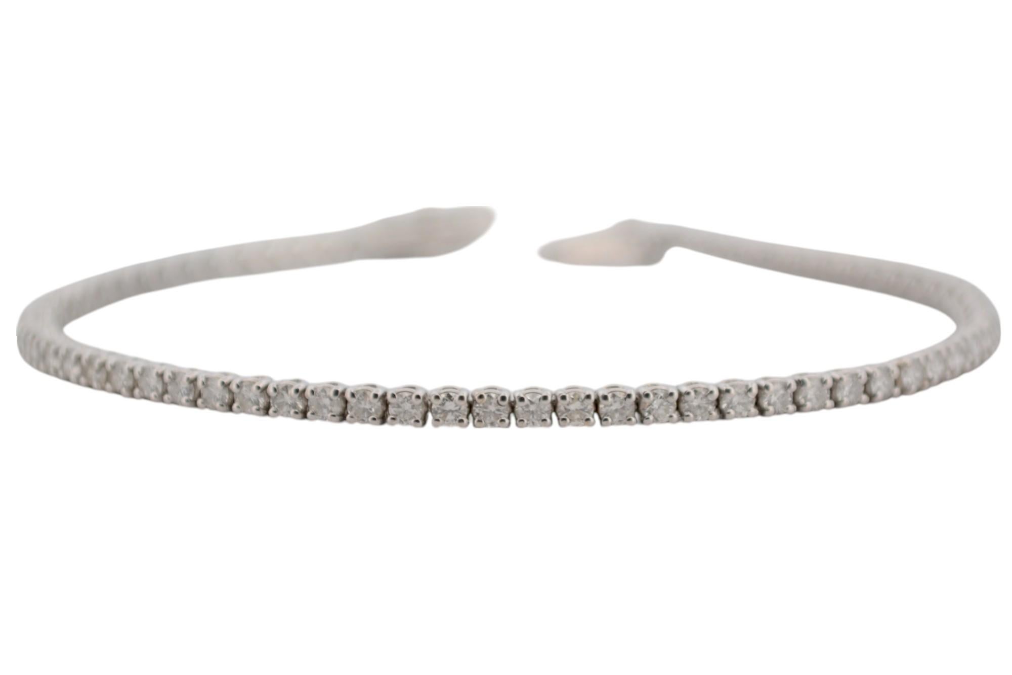Bracelet de tennis en or blanc 18K avec diamants naturels_125760 Excellent état - En vente à București, București