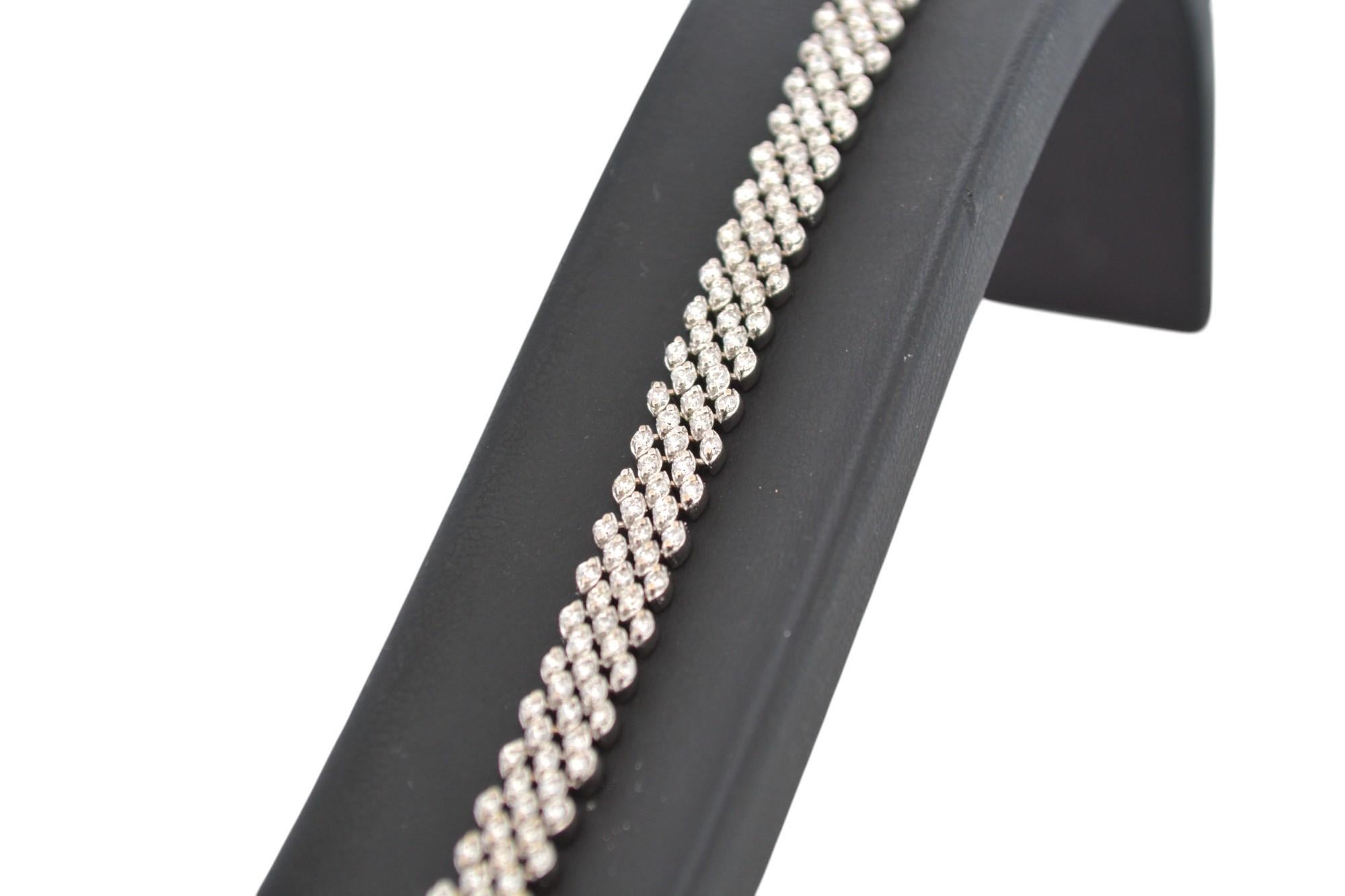 Bracciale tennis in oro bianco 18K con diamanti naturali_127477 in vendita 2