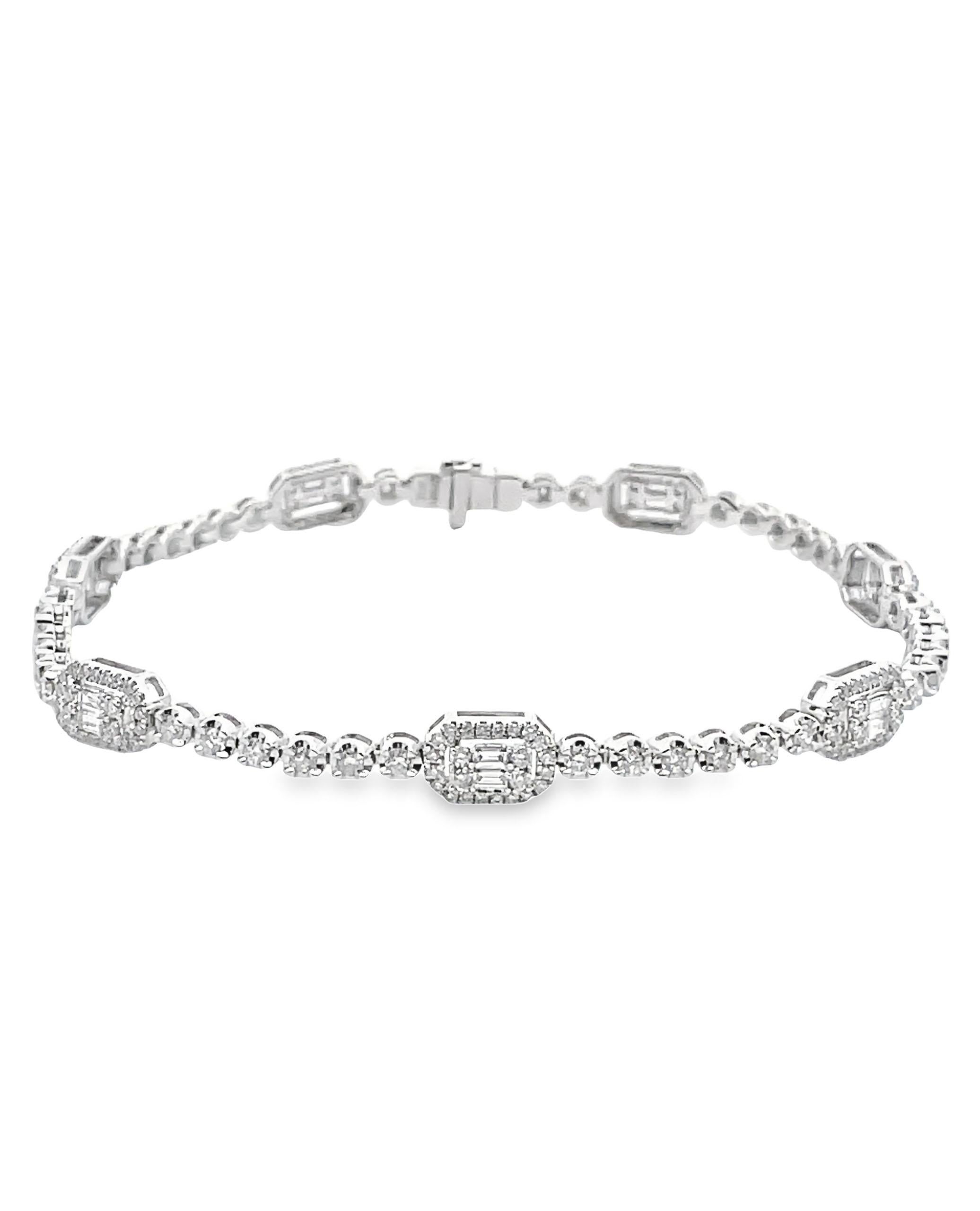 18K white gold bracelet furnished with 210 round faceted and baguette diamonds weighing 1.57 carats total.

* Diamonds are G/H color, VS2/SI1