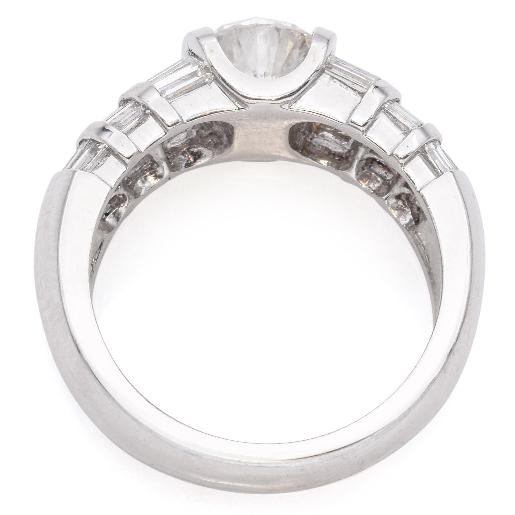 De las mujeres Anillo de Cóctel de Diamantes Engastados en Tensión de Oro Blanco de 18k en venta