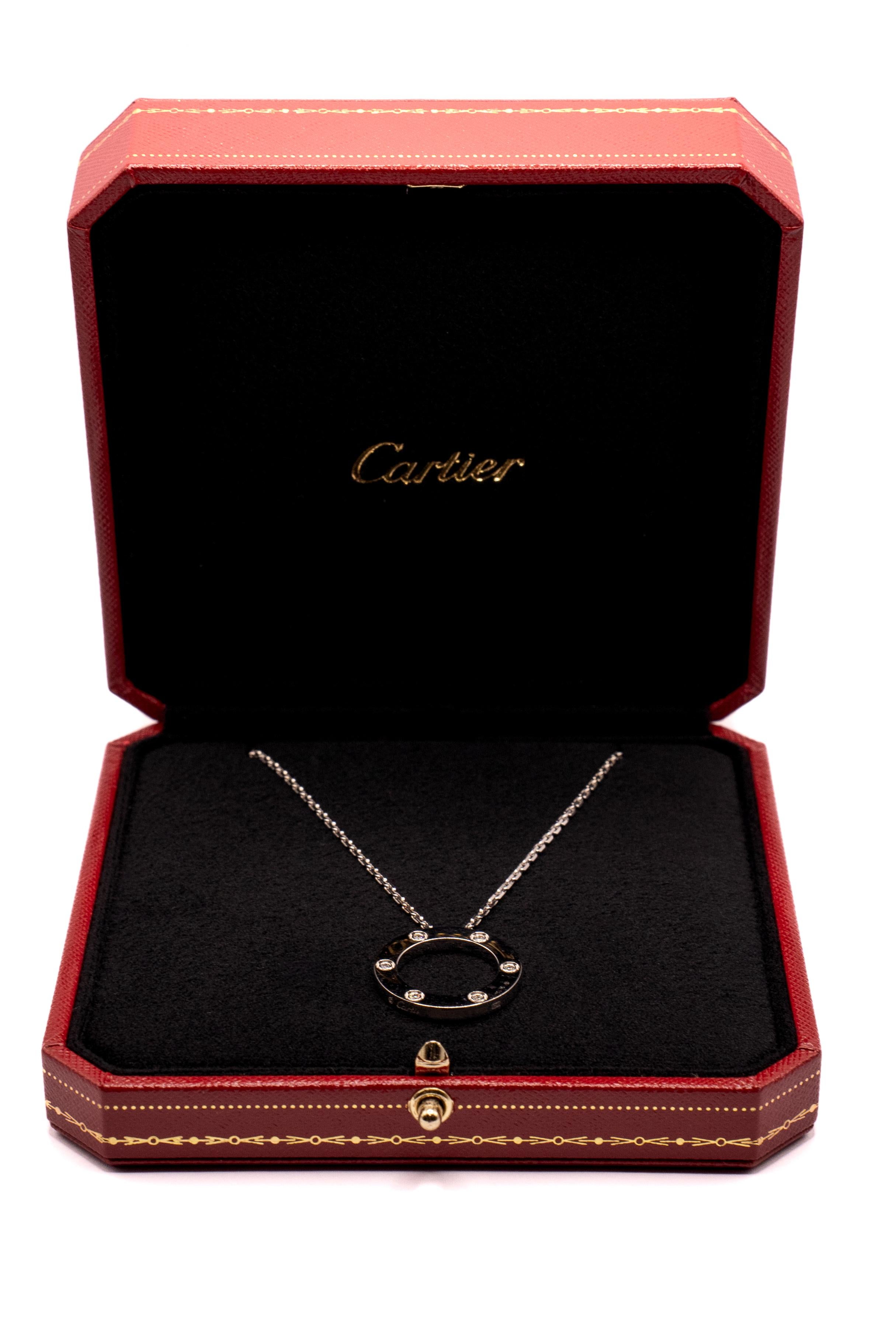 Contemporain Cartier Love Collier en or blanc 18 carats avec 6 diamants 0,15 carat en vente