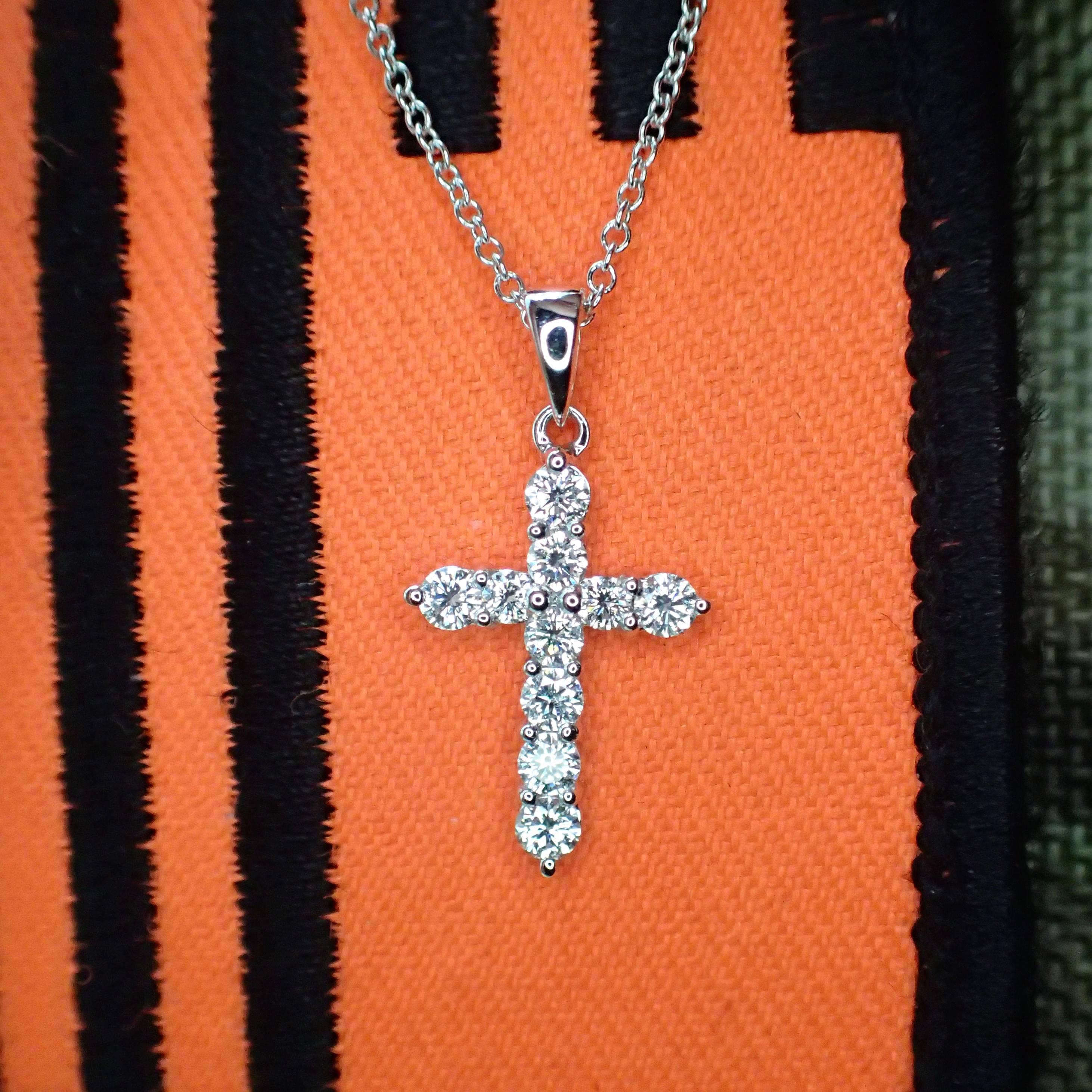 Contemporary 18 Karat White Gold Thin Cross Pendant Necklace with 0.37 Carat of Diamond 