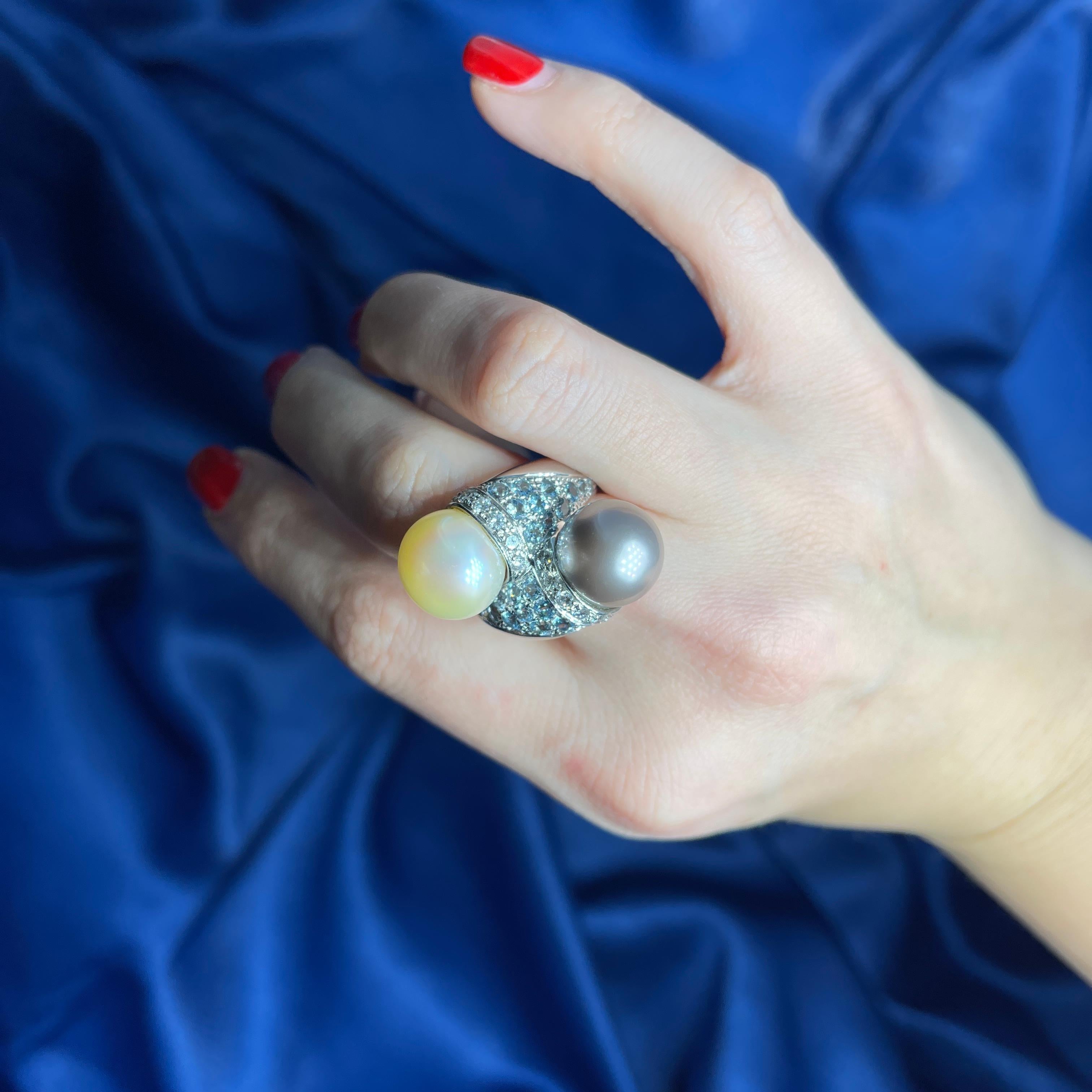 18k White Gold Toi et Moi Ring with Pink and Gray Pearls, Diamonds, and Aquamari For Sale 7