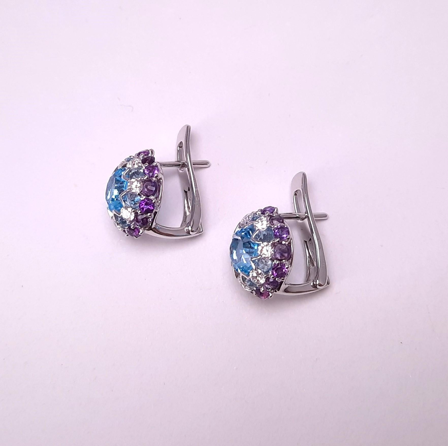 Contemporary 18K White Gold Topaz Diamond Earrings in Aurora Style Stone Setting For Sale