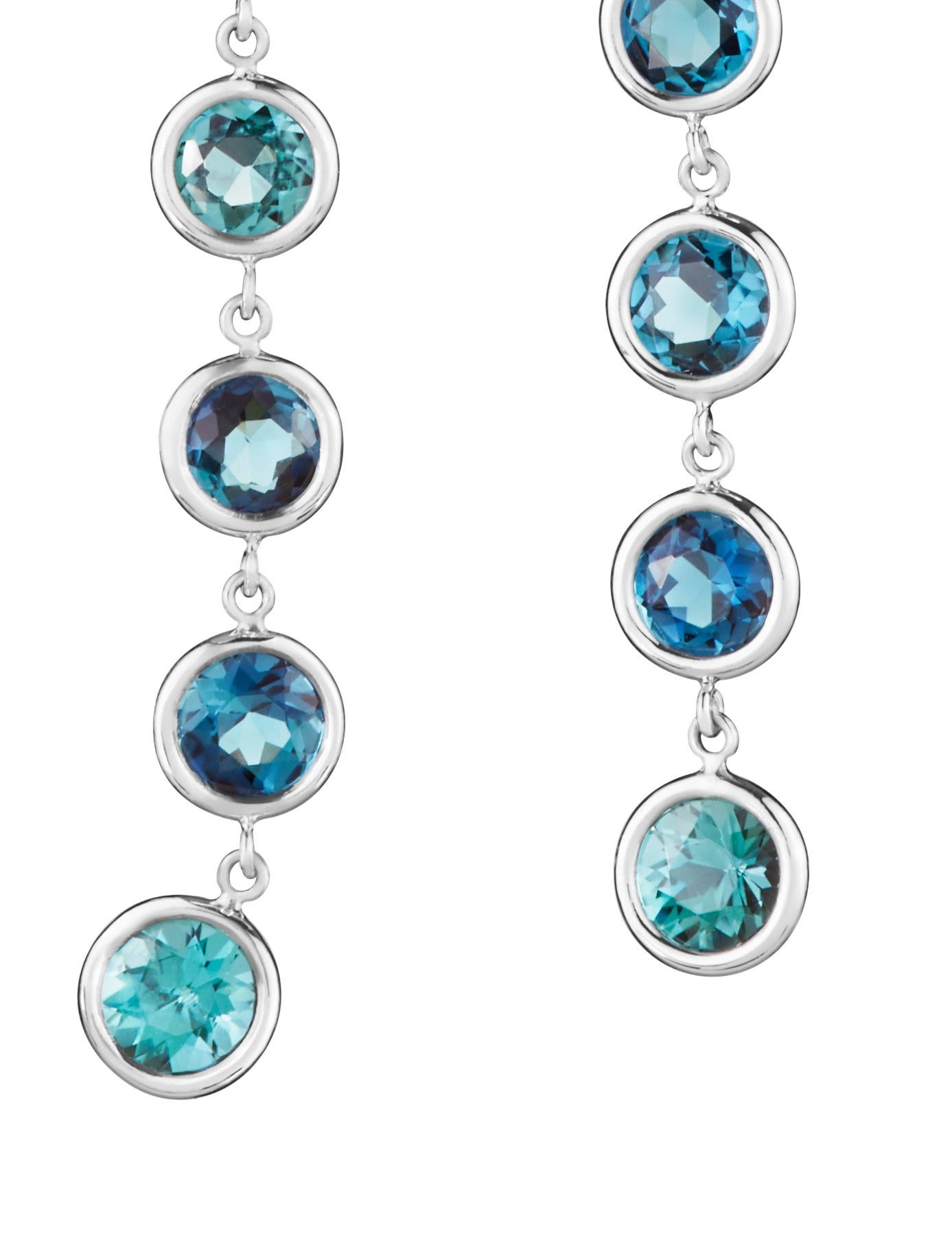 18 Karat White Gold Tourmaline Dangle Earrings In New Condition For Sale In New York, NY