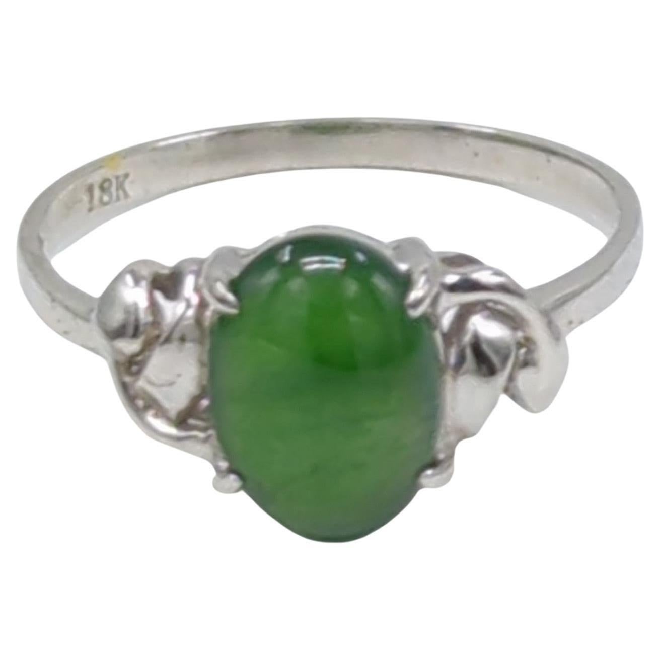 18K White Gold Translucent Deep Green Cabochon Jadeite Ring A-Grade Size 6 For Sale 7