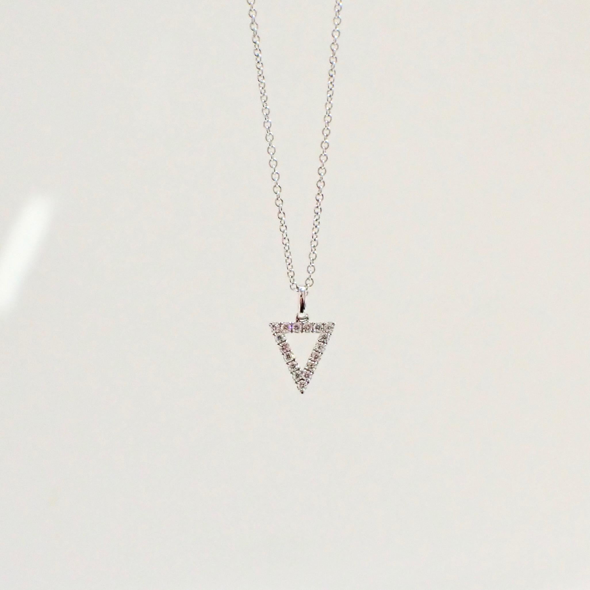 guess triangle necklace