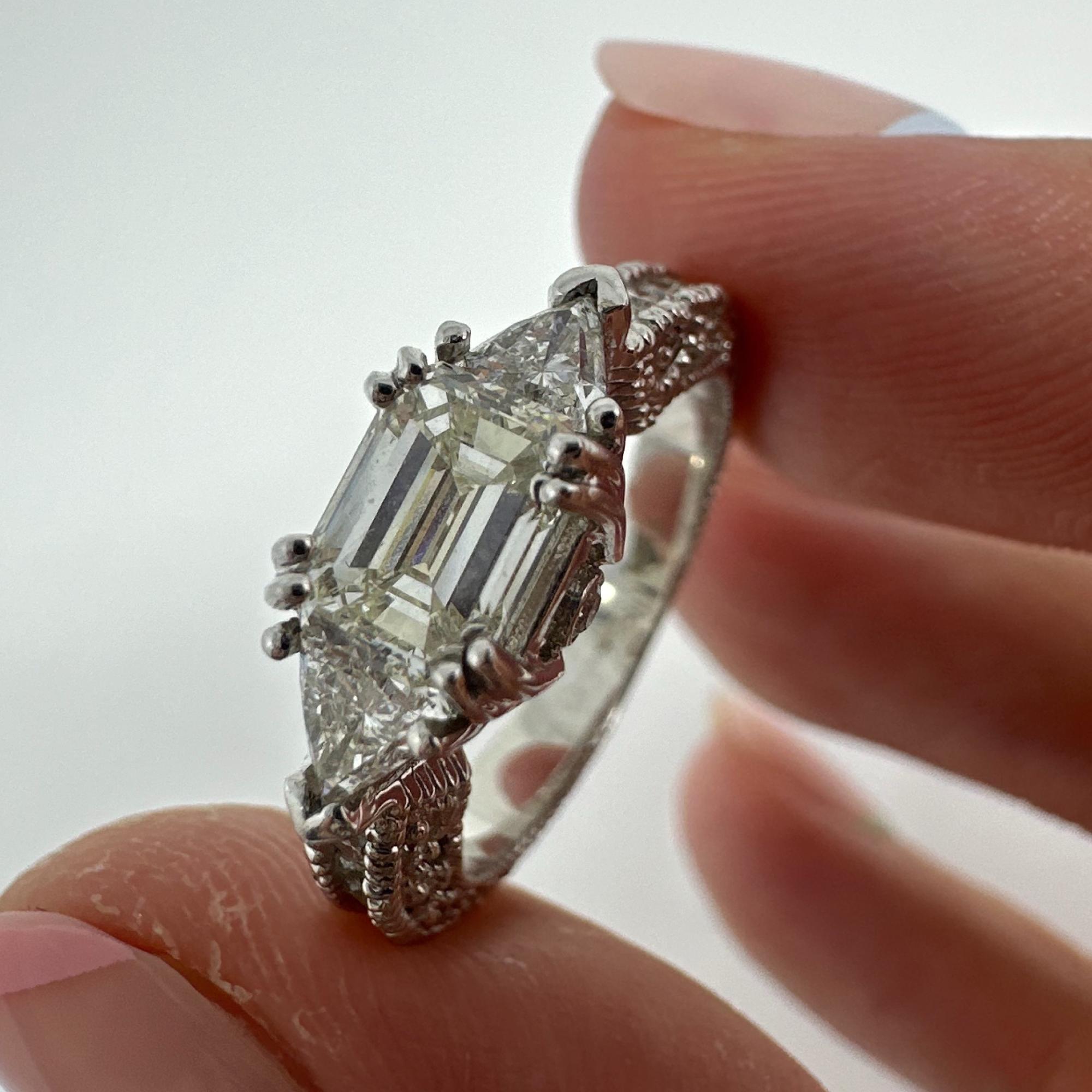 18K White Gold Trillion and Emerald Cut Diamond Ring For Sale 5