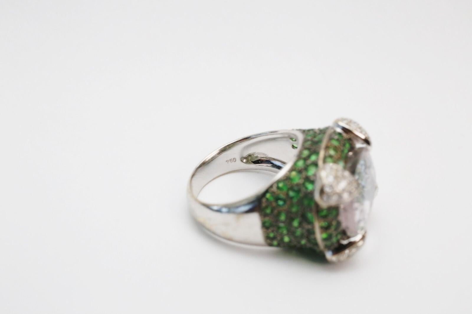 18 Karat Weißgold Tsavorit Granat, Kunzit & Diamant Ring, Größe 7 - 16,0g für Damen oder Herren im Angebot