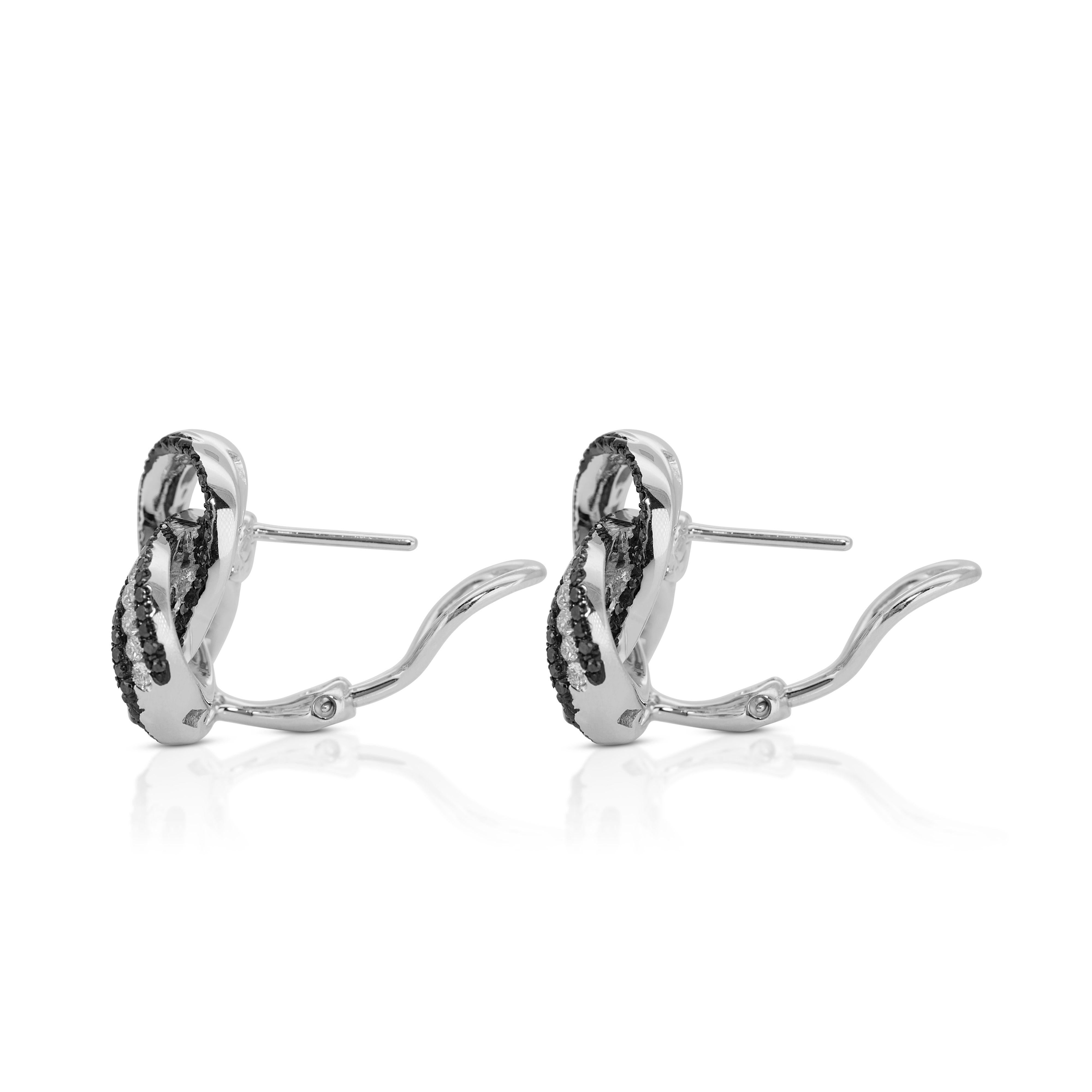 18k White Gold Twist Knot Stud Earrings with 3.85 Carat of Natural Diamonds For Sale 2