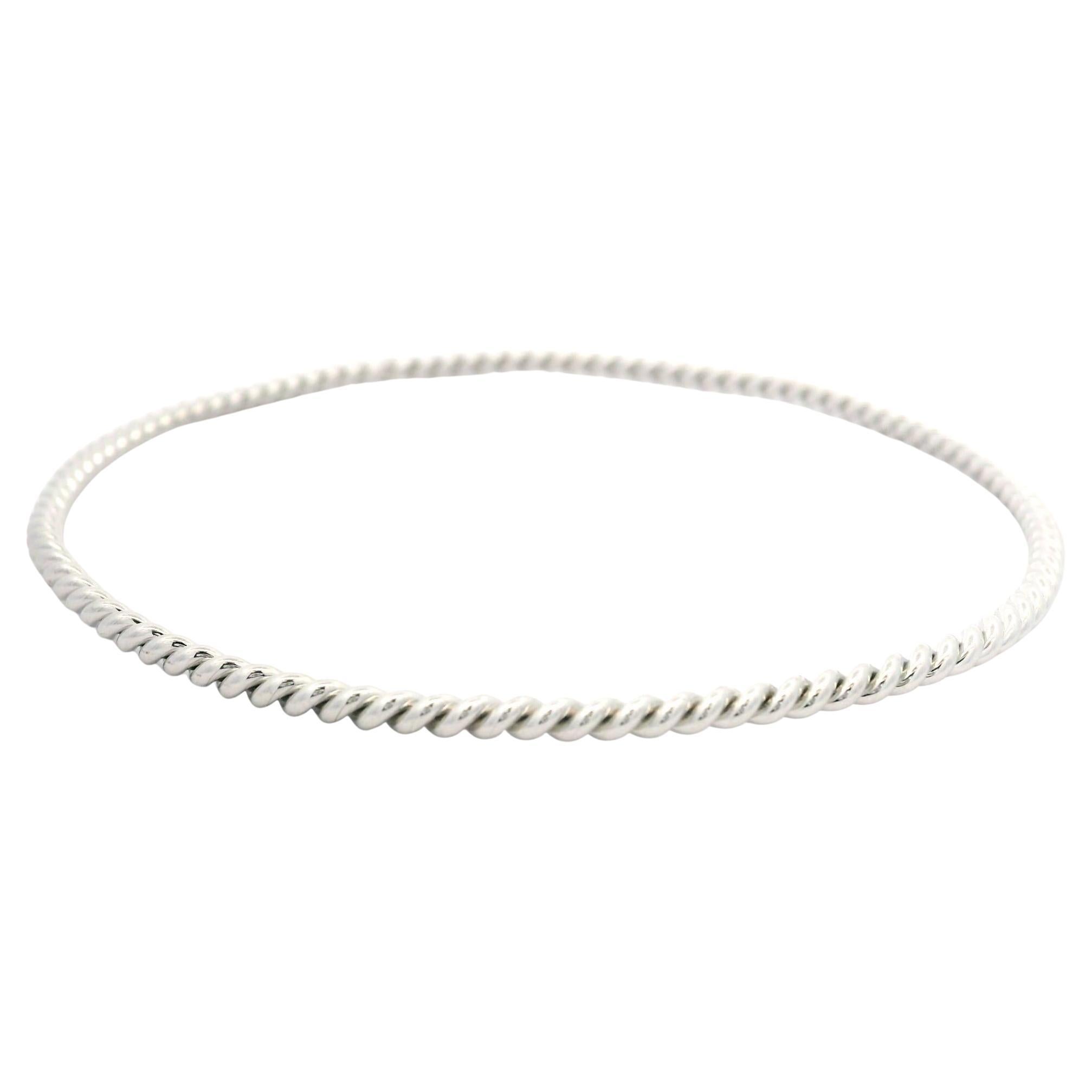 18k Weißgold Twisted Cable Slip On Classic Stapelbarer Armreif