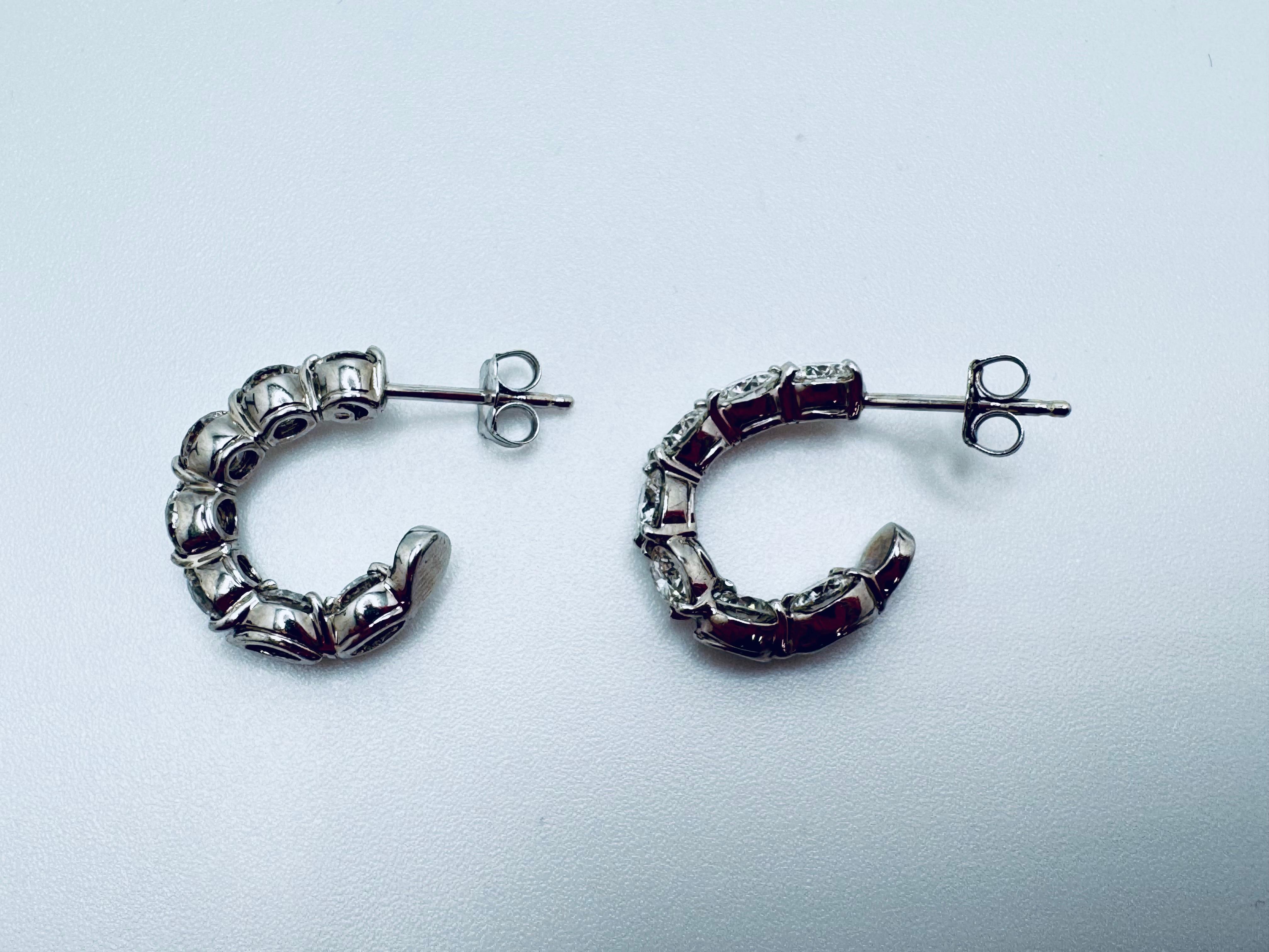 Contemporain Boucles d'oreilles en or blanc 18K avec diamants torsadés 7.80 CTW en vente