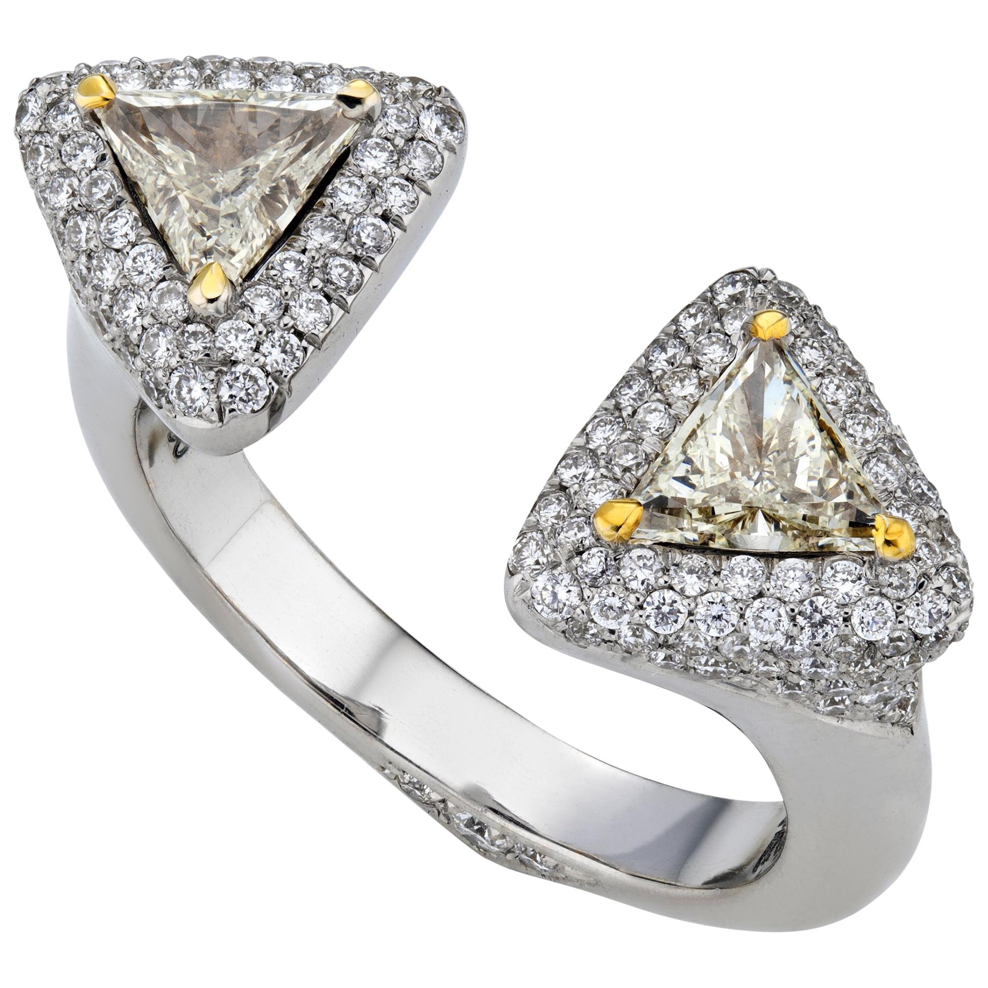 18K White Gold Two 0.76 Carat VS Triangle Diamond Ring For Sale