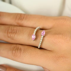 Anillo de Oro Blanco de 18k Único Zafiro Rosa Pera Al Paso Con Diamantes para Mujer