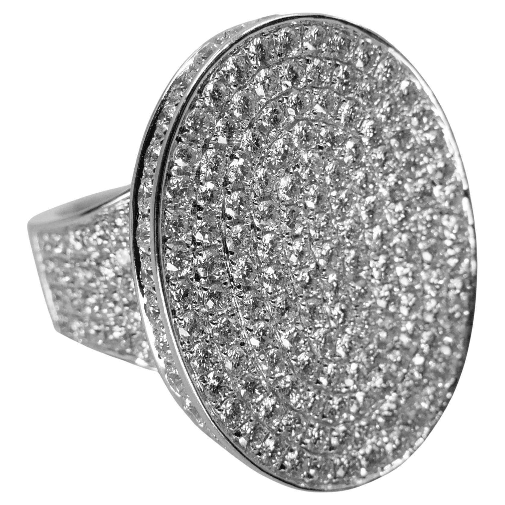 18K White Gold Unisex Cluster Diamond Cocktail Ring, 237 Diamonds, 2.79 CTW For Sale