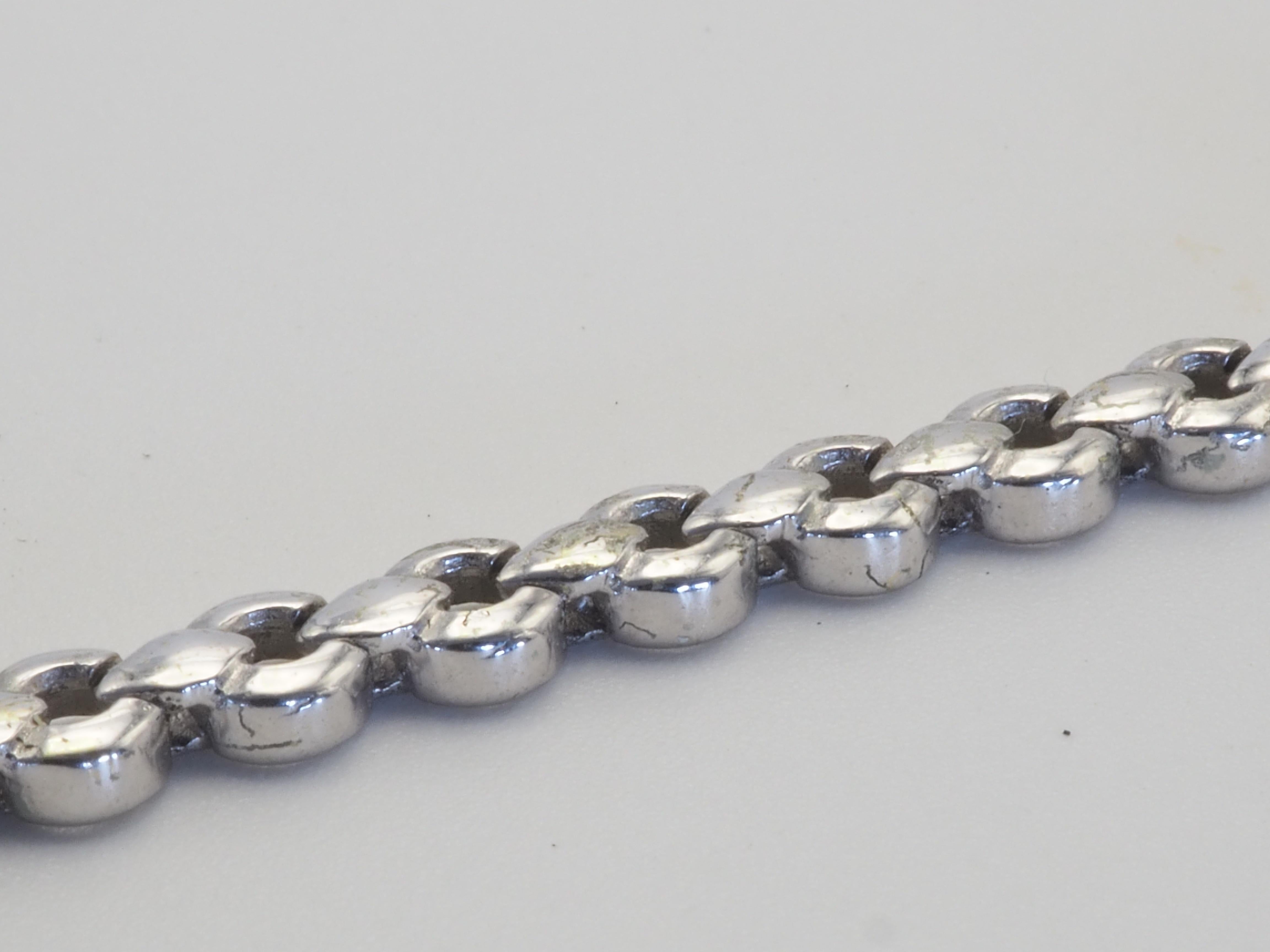 Bracelet vintage en or blanc 18 carats, rubis rouge vif ovale 5,10 carats et diamants 0,24 carat Unisexe en vente