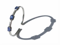 18K White Gold VS Diamond and Tanzanite cuff