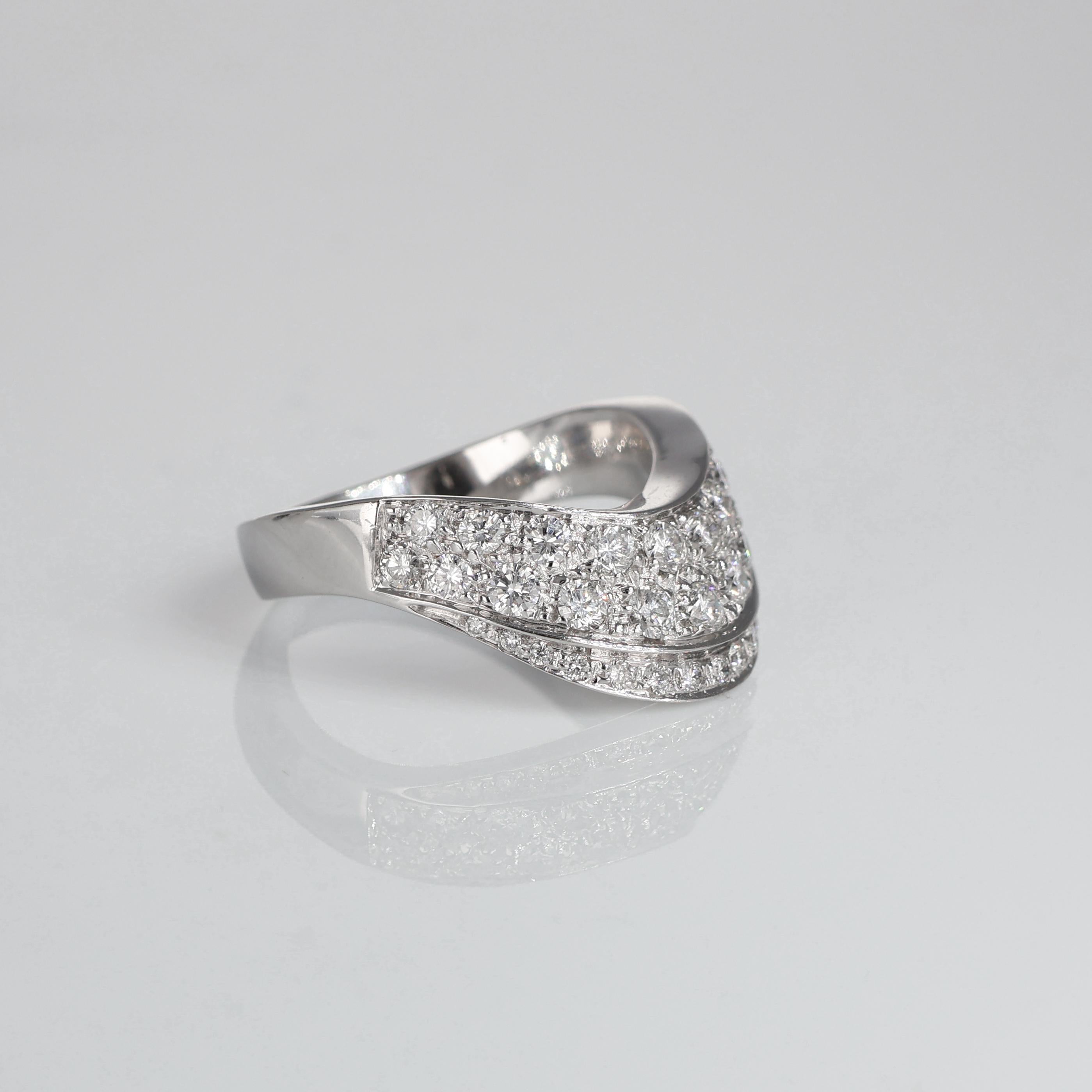 Brilliant Cut 18K White Gold Wave Ring with Diamond Pavé For Sale