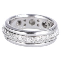 18K White Gold Wedding Band with Central Diamond Row