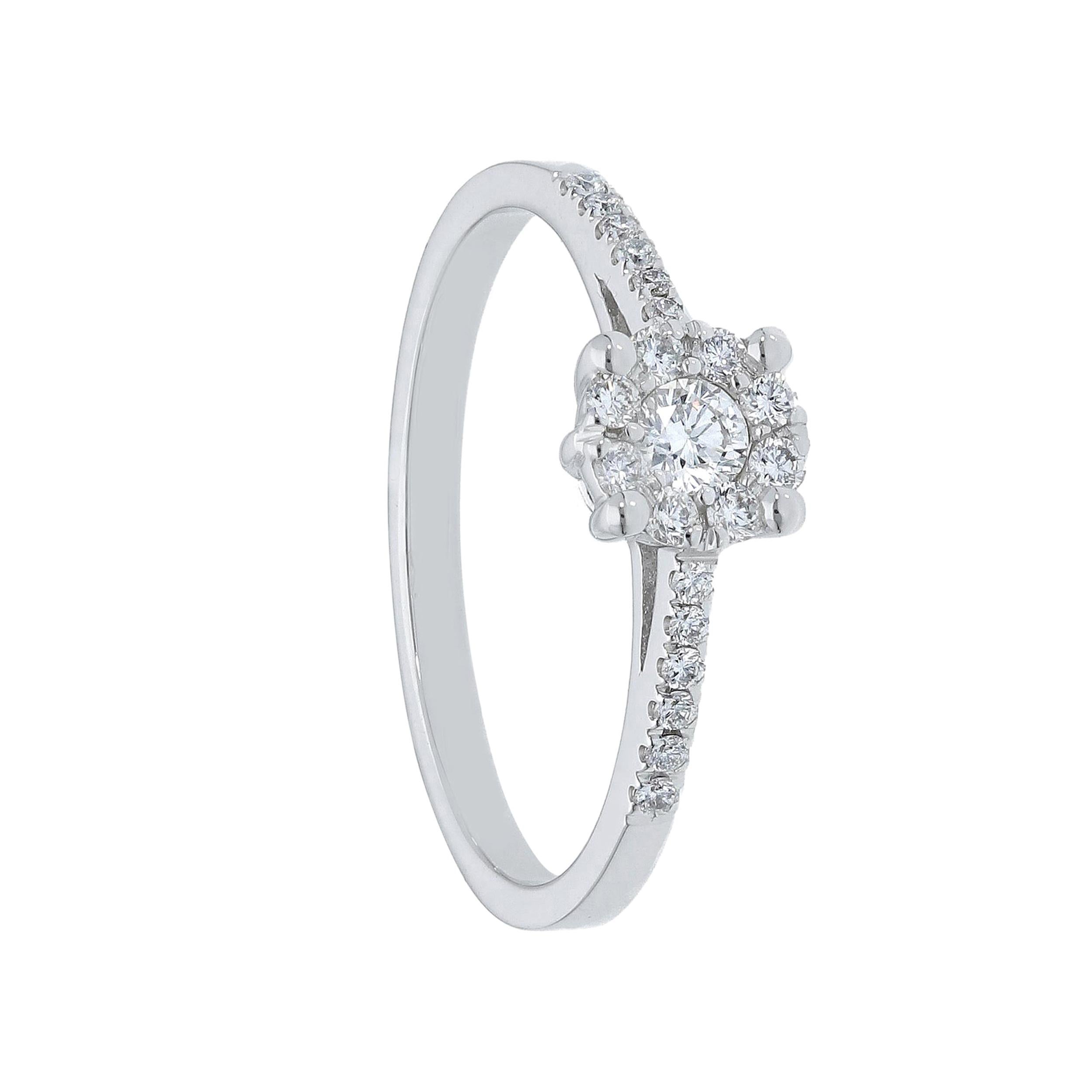 Customizable 18k White Gold Wedding Ring with Diamonds For Sale at 1stDibs