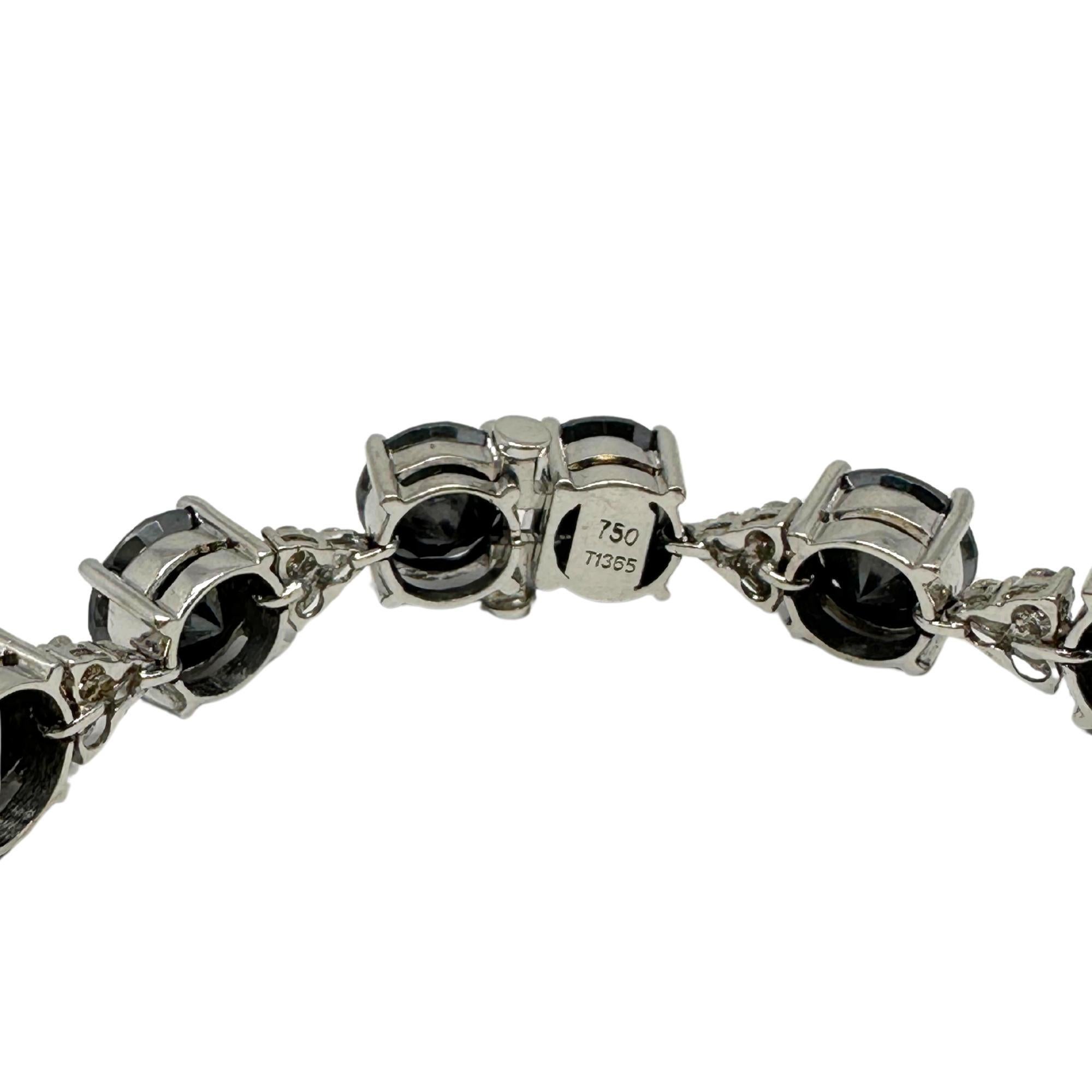 18k White Gold White and Black Diamond Bracelet For Sale 3