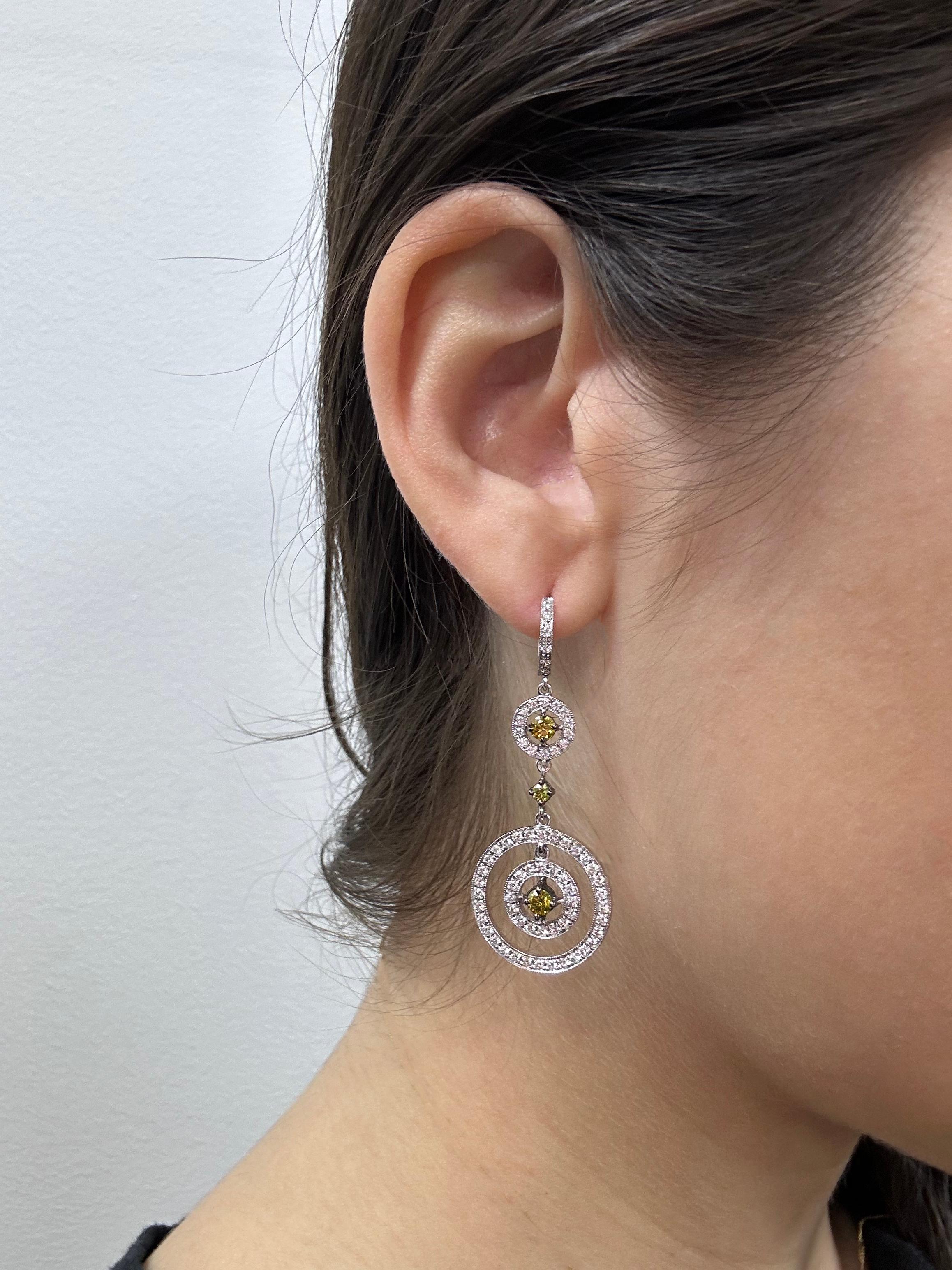 Women's 18K White Gold White and Yellow Diamond Drop Earrings For Sale