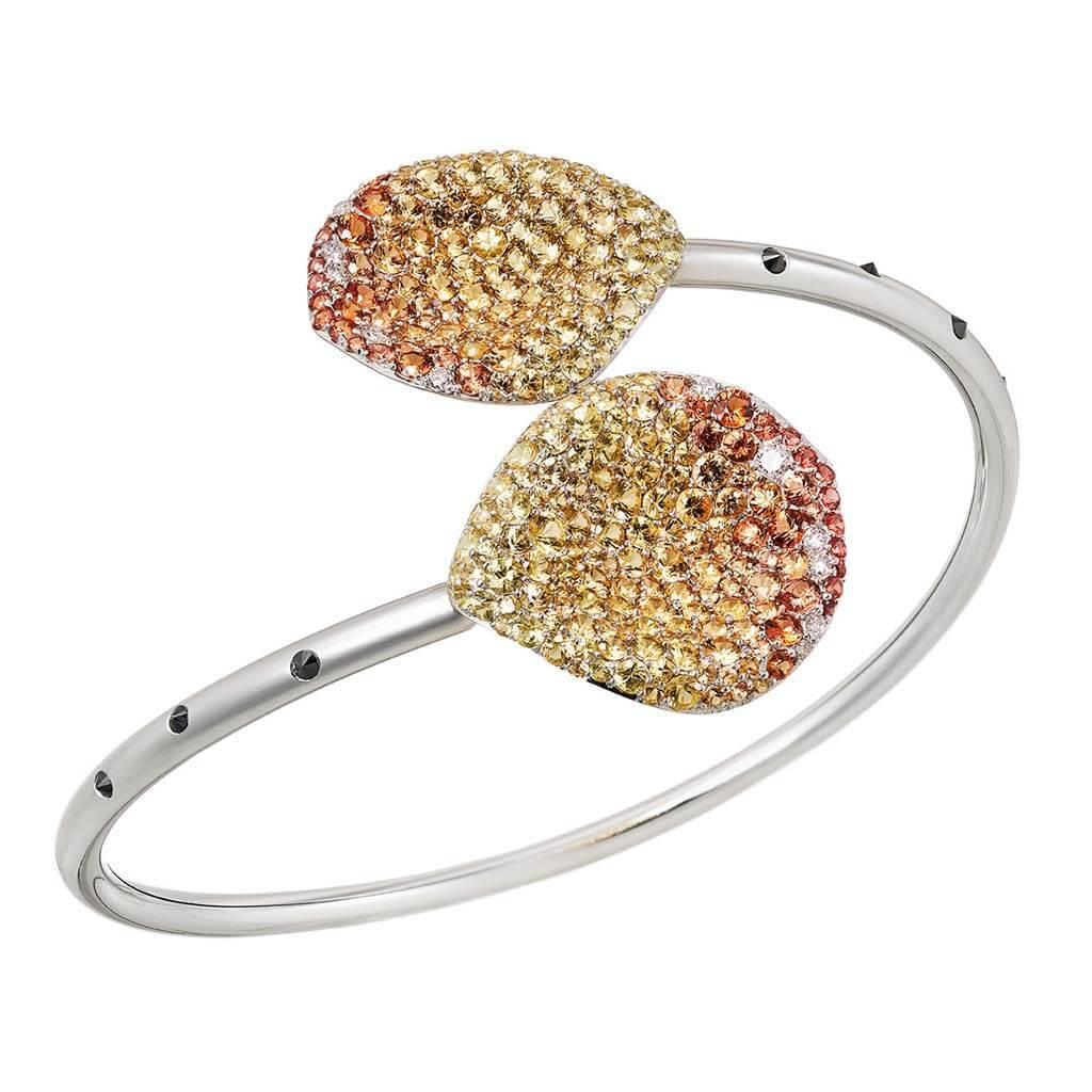 Anello in oro bianco 18 carati con diamanti bianchi e rubini in vendita 5