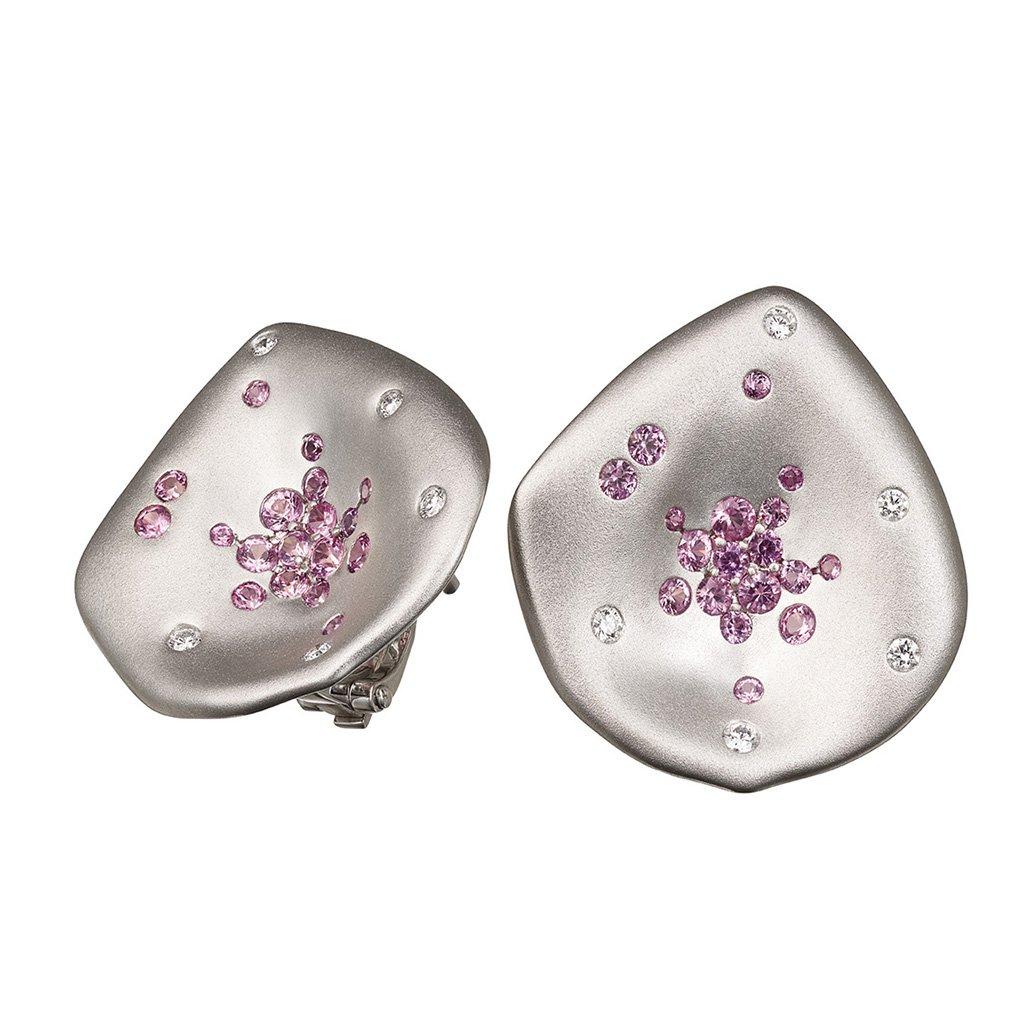 Anello in oro bianco 18 carati con diamanti bianchi e rubini in vendita 6
