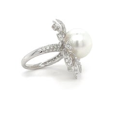 18K Weißgold Weißer Perlenring mit Diamanten