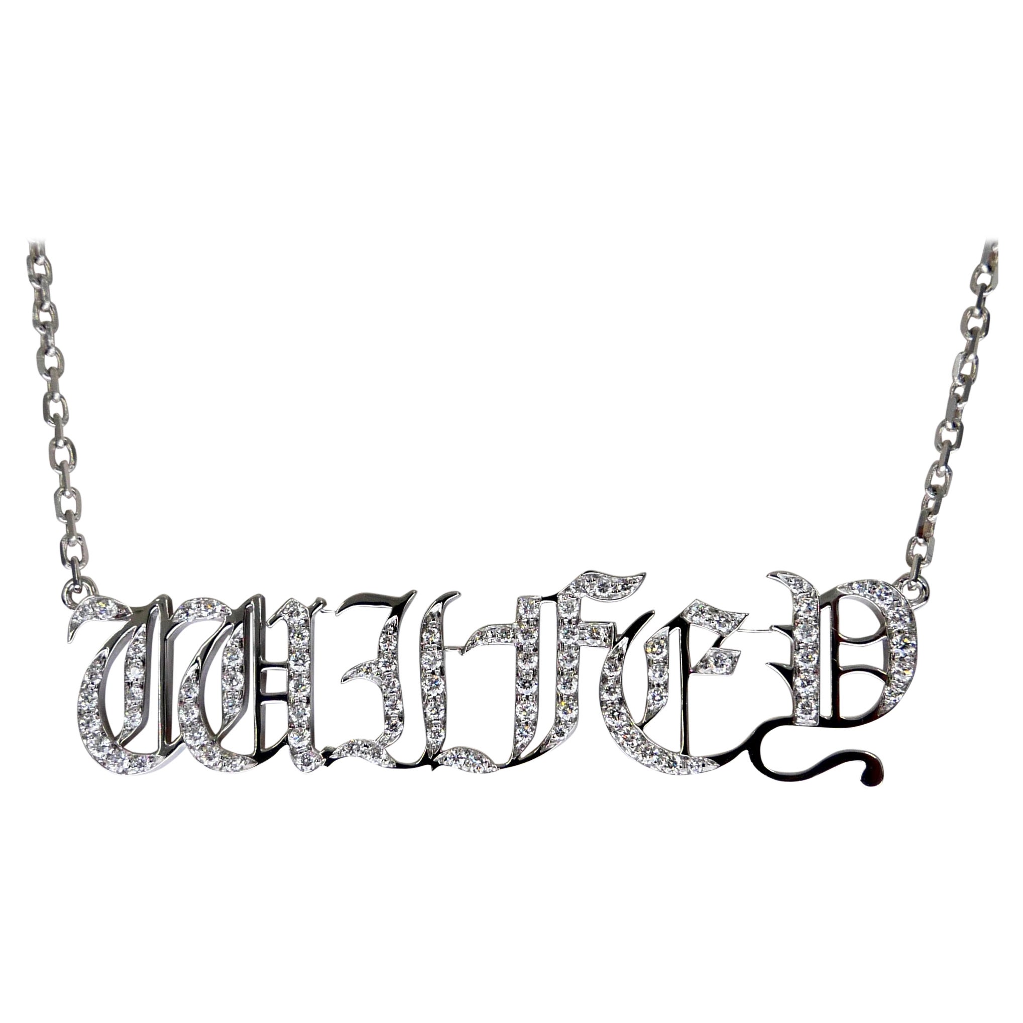Pendentif Wifey Diamond en or blanc 18 carats, 40 mm x 10 mm. Font graffiti Gangster en vente