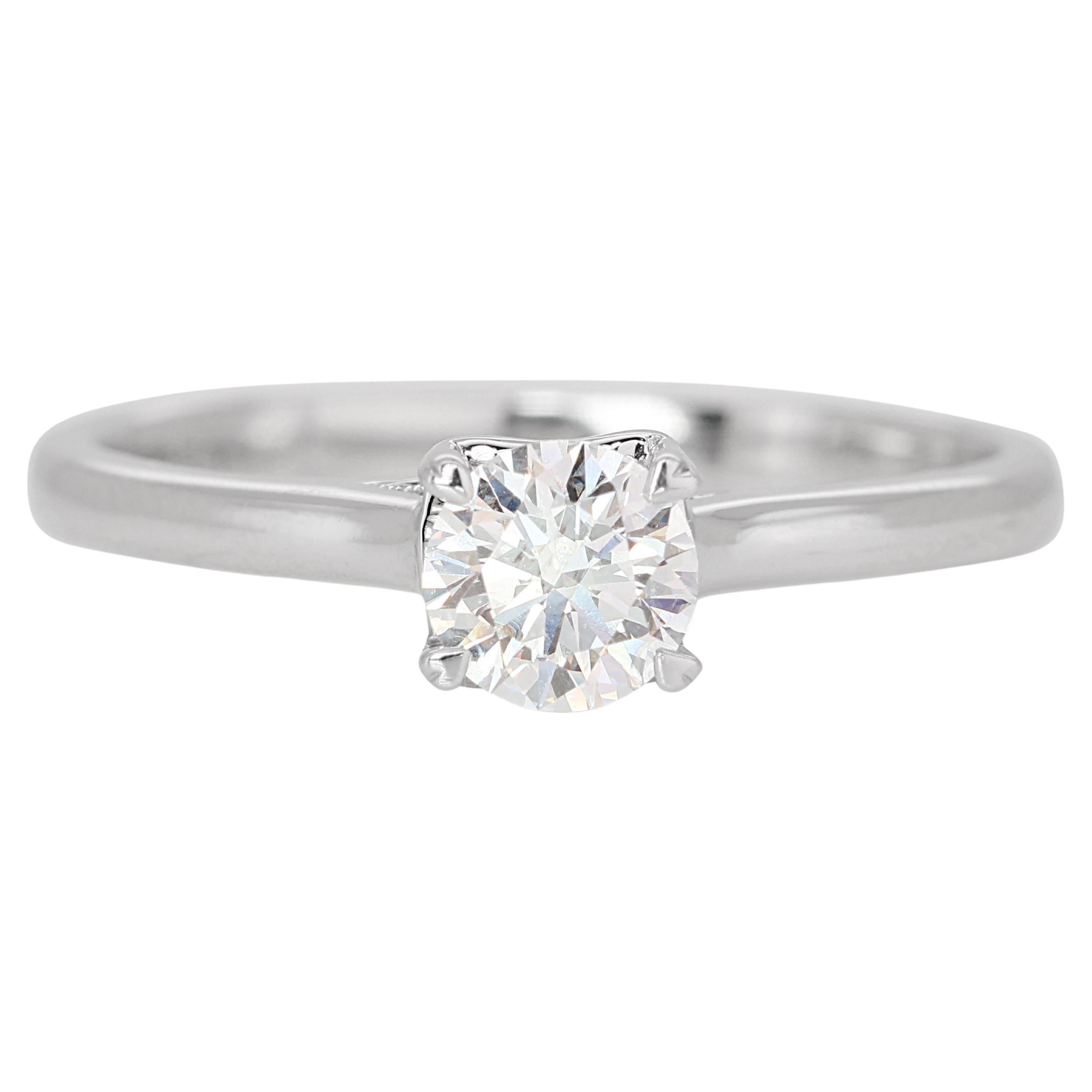 18K White Gold with 0.31ct D-Grade Diamond Solitaire Ring For Sale