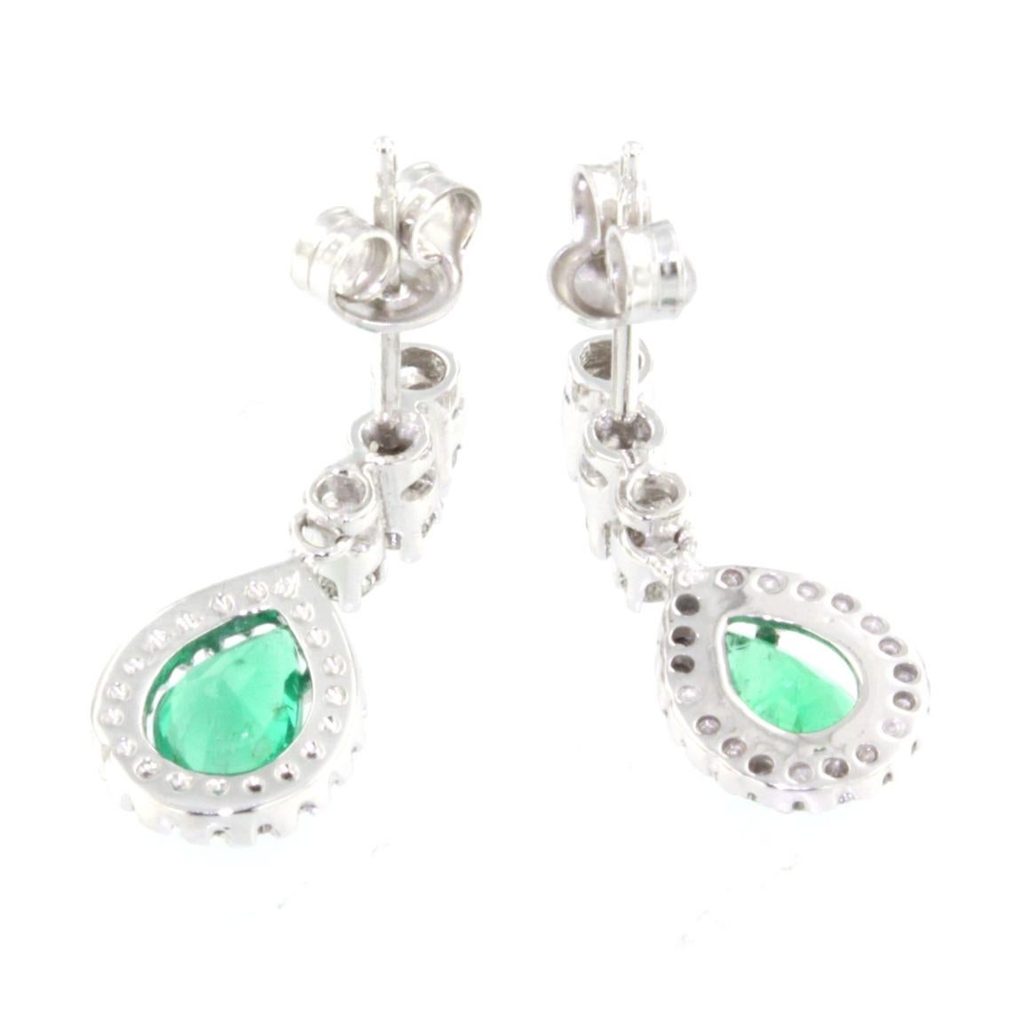 Women's or Men's 18k White Gold with Emerald and White Diamonds Earrings For Sale