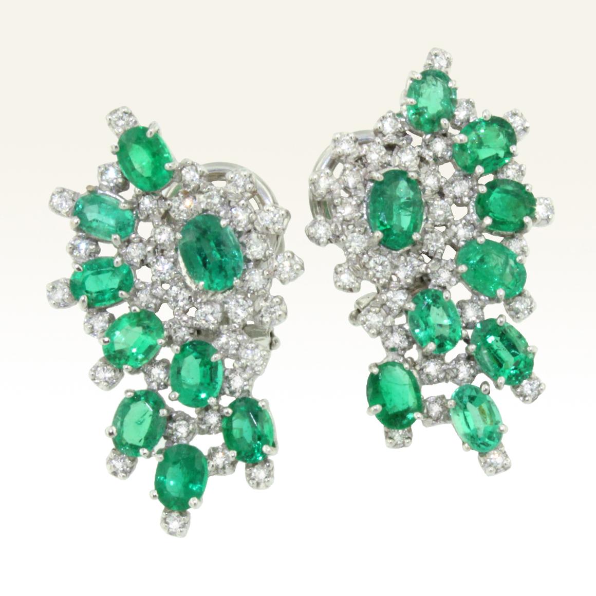 Women's or Men's 18 Karat White Gold with Green Emeralds White Diamonds Amazing Elegant Earrings For Sale