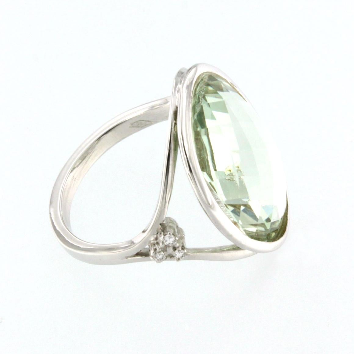 Oval Cut 18k White Gold with Prasiolite and White Diamonds Ring For Sale