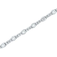 18K White Gold Women's Round Brilliant Diamond Half-Bezel Tennis Bracelet