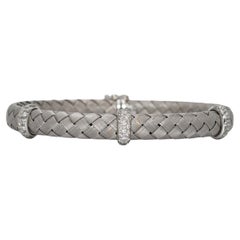 Bracelet tissé en or blanc 18 carats avec fermoirs et diamants 26,4 g