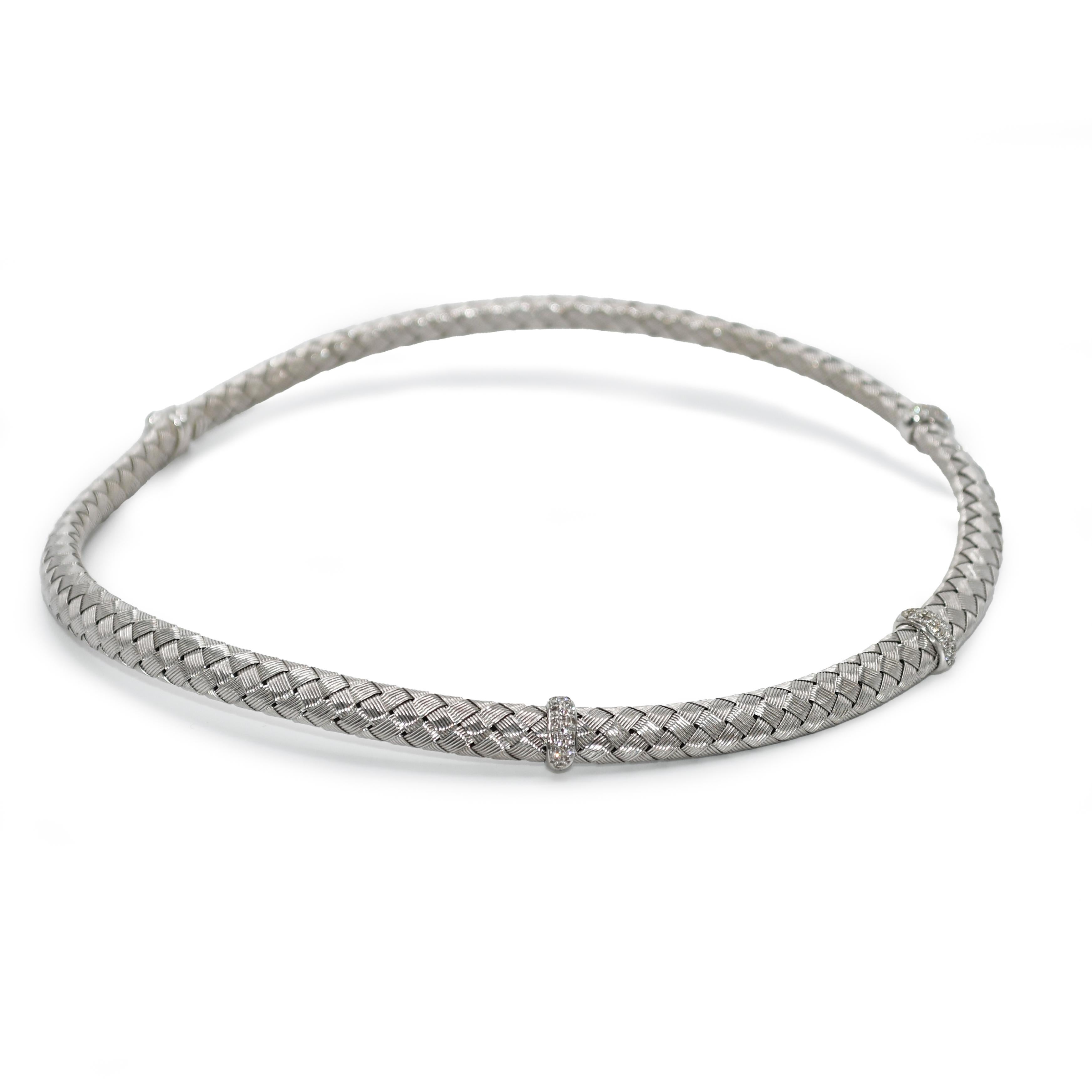 Taglio rotondo Collana con diamanti a maglie intrecciate in oro bianco 18K 0,50ct in vendita