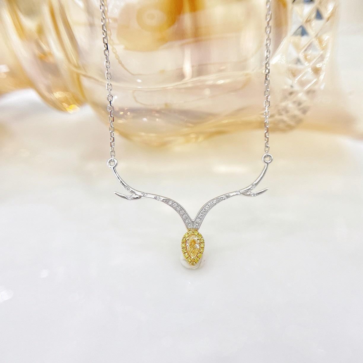 18k White Gold Yellow Diamond Antlers Pendant Necklace with Diamonds

1 Yellow Diamond - 0.09 CT
Diamonds - 0.072 CT
Total Weight - 2.37 GM