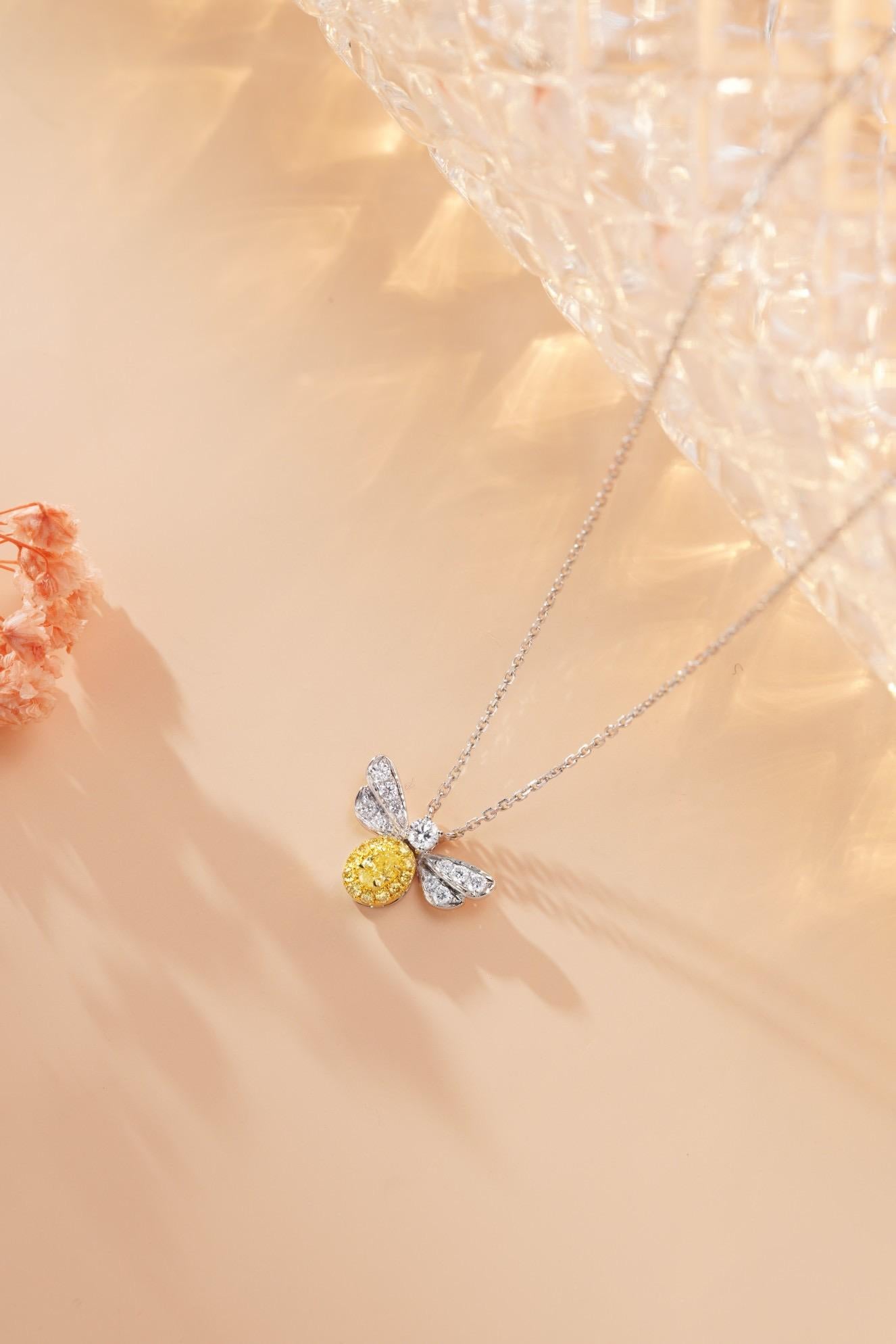 Oval Cut 18K White Gold Yellow Diamond Bee Pendant Necklace