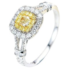 18K White Gold Yellow Diamond & Diamond Classic Ring