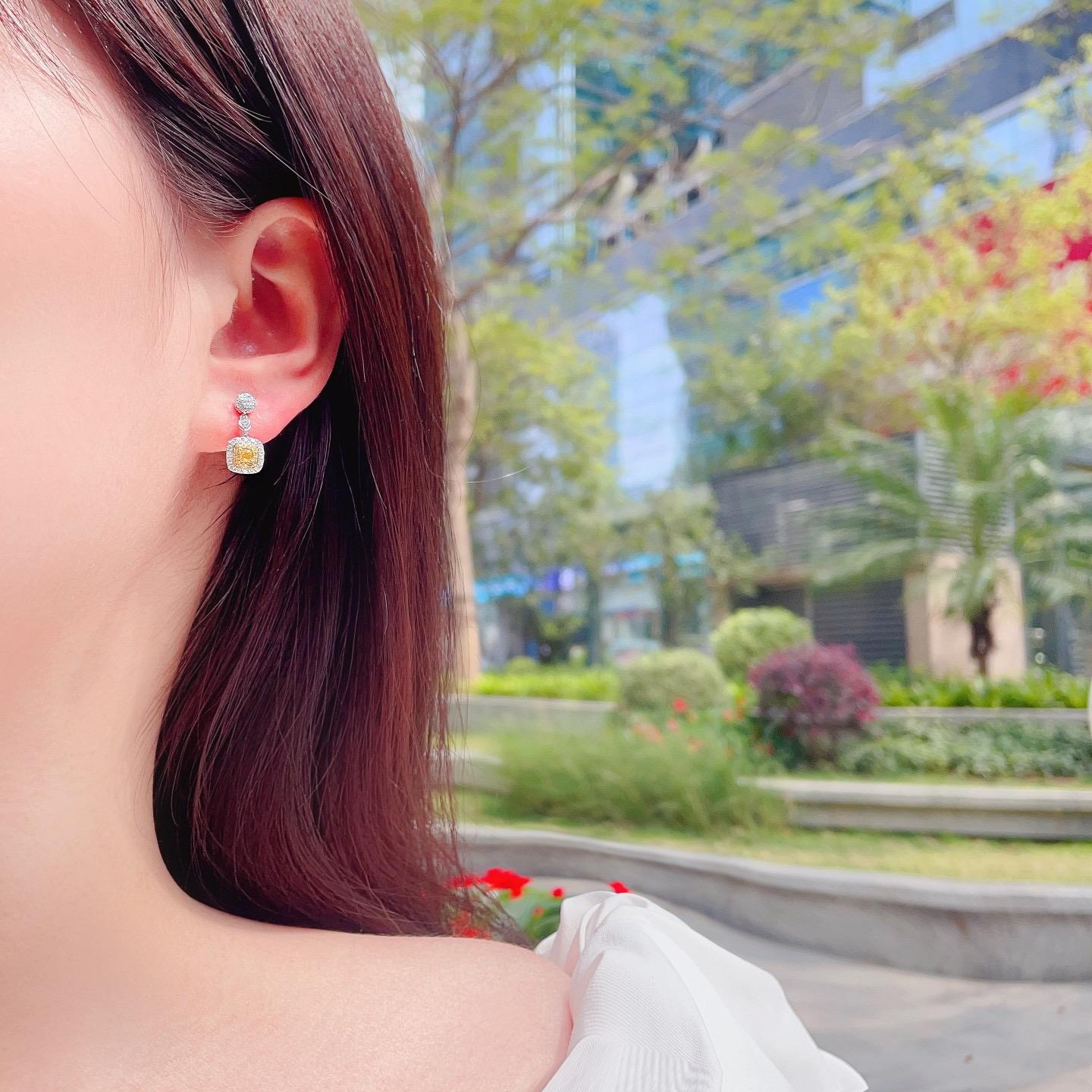 Cushion Cut 18K White Gold Yellow Diamond Earrings For Sale